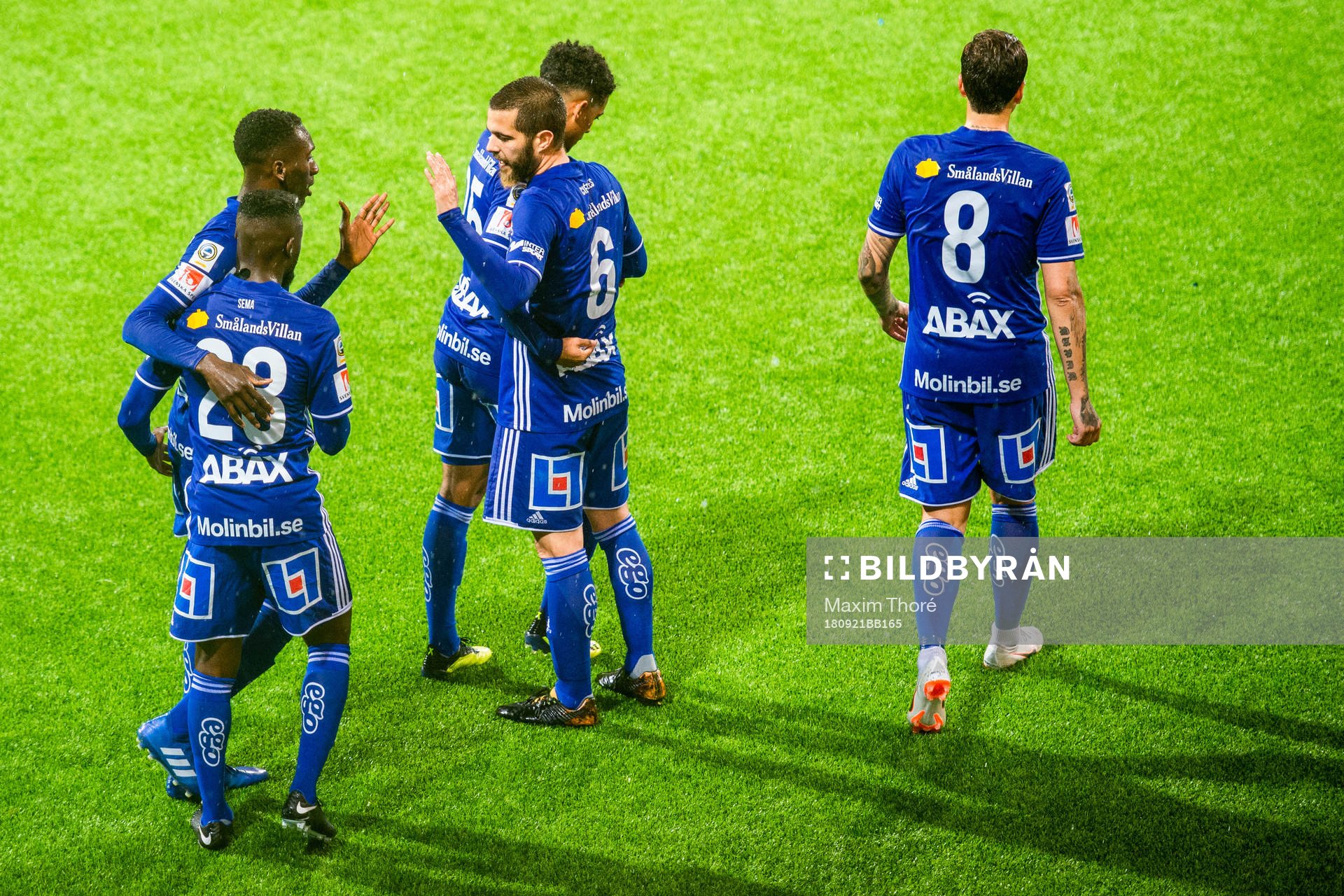 Sundsvalls Maic Sema blir omkramad efter 3-1 under fotbollsmatchen i Allsvenskan mellan Brommapojkarna och GIF Sundsvall den 21 september 2018 i Stockholm.