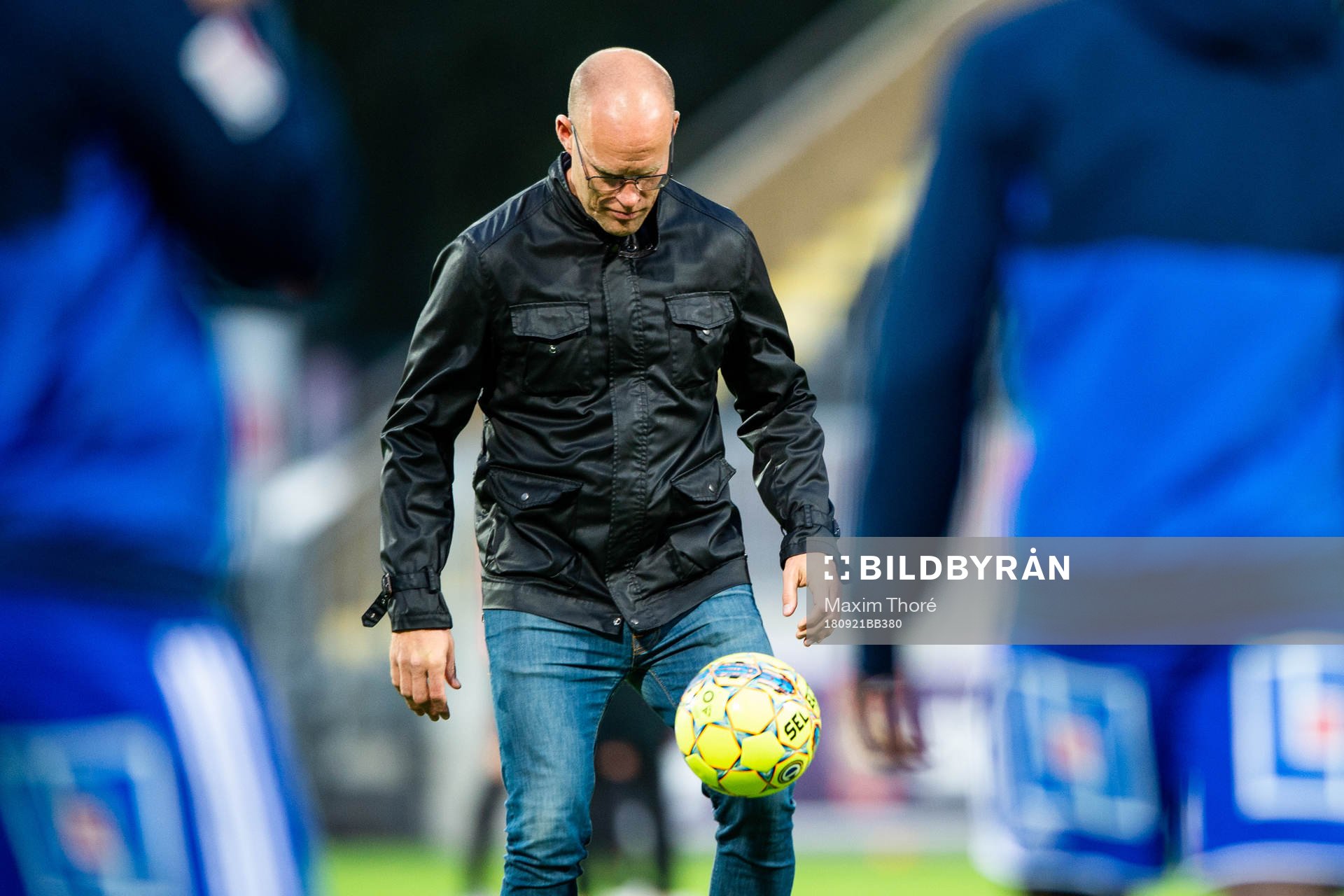Sundsvalls tränare Joel Cedergren innan fotbollsmatchen i