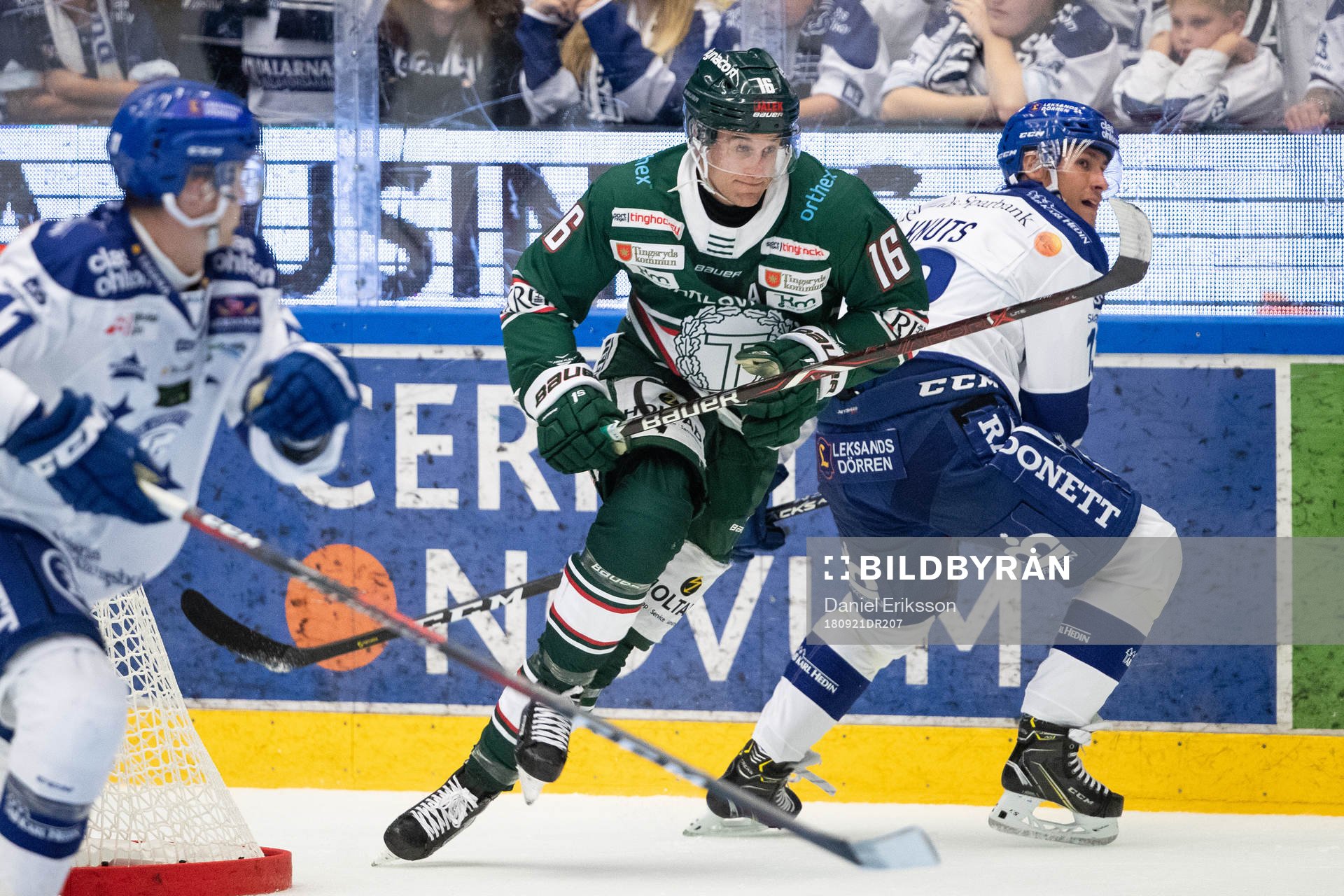 Tingsryds Mark Macmillan och Leksands Jon Knuts  i
