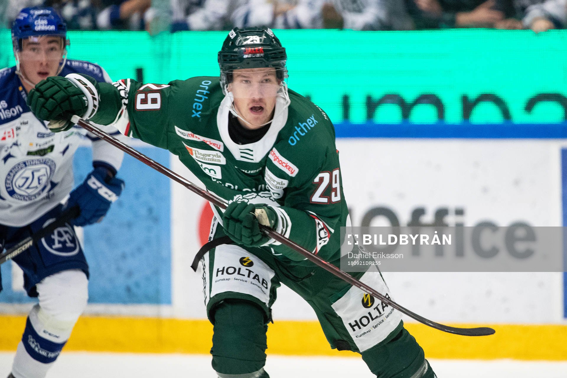 Tingsryds Simon Norberg  i ishockeymatchen i