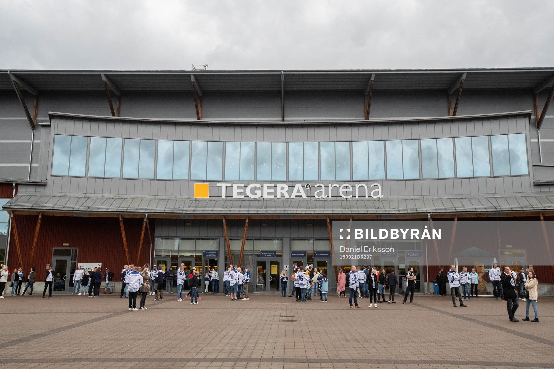 Tegera Arena innan ishockeymatchen i Hockeyallsvenskan