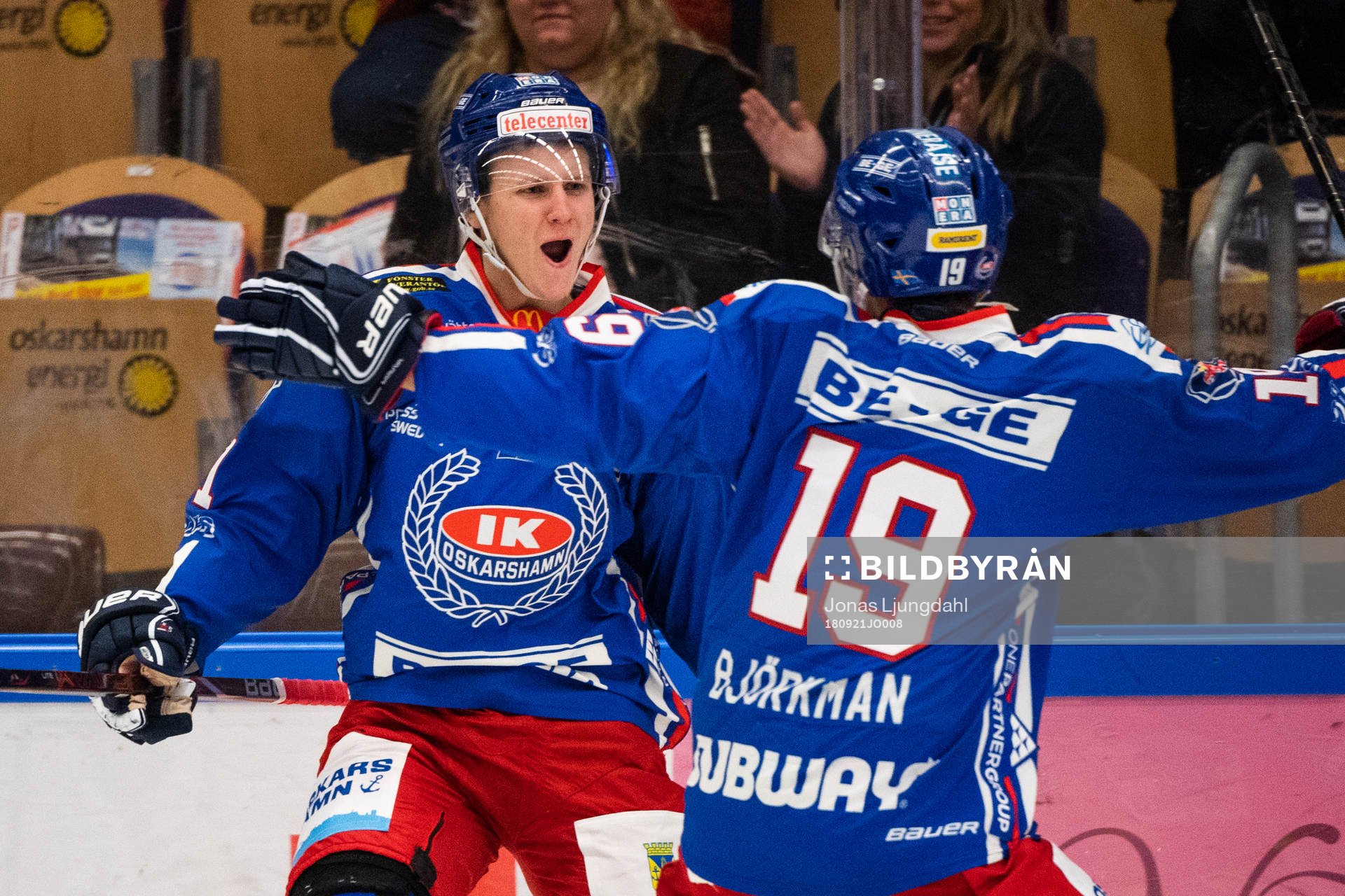 Oskarshamns Filip Sveningsson jublar