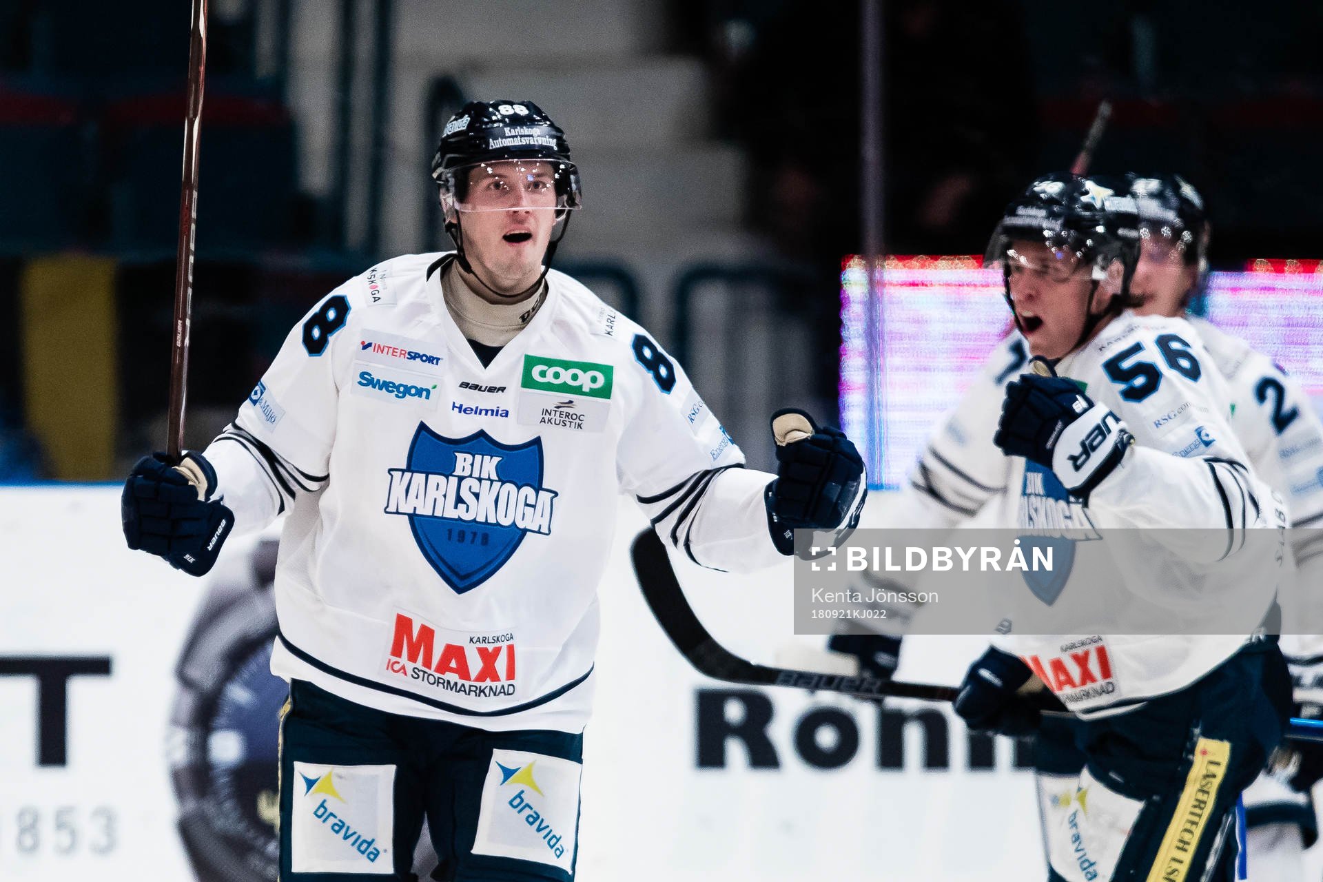 Karlskogas Jonatan Harju jublar
