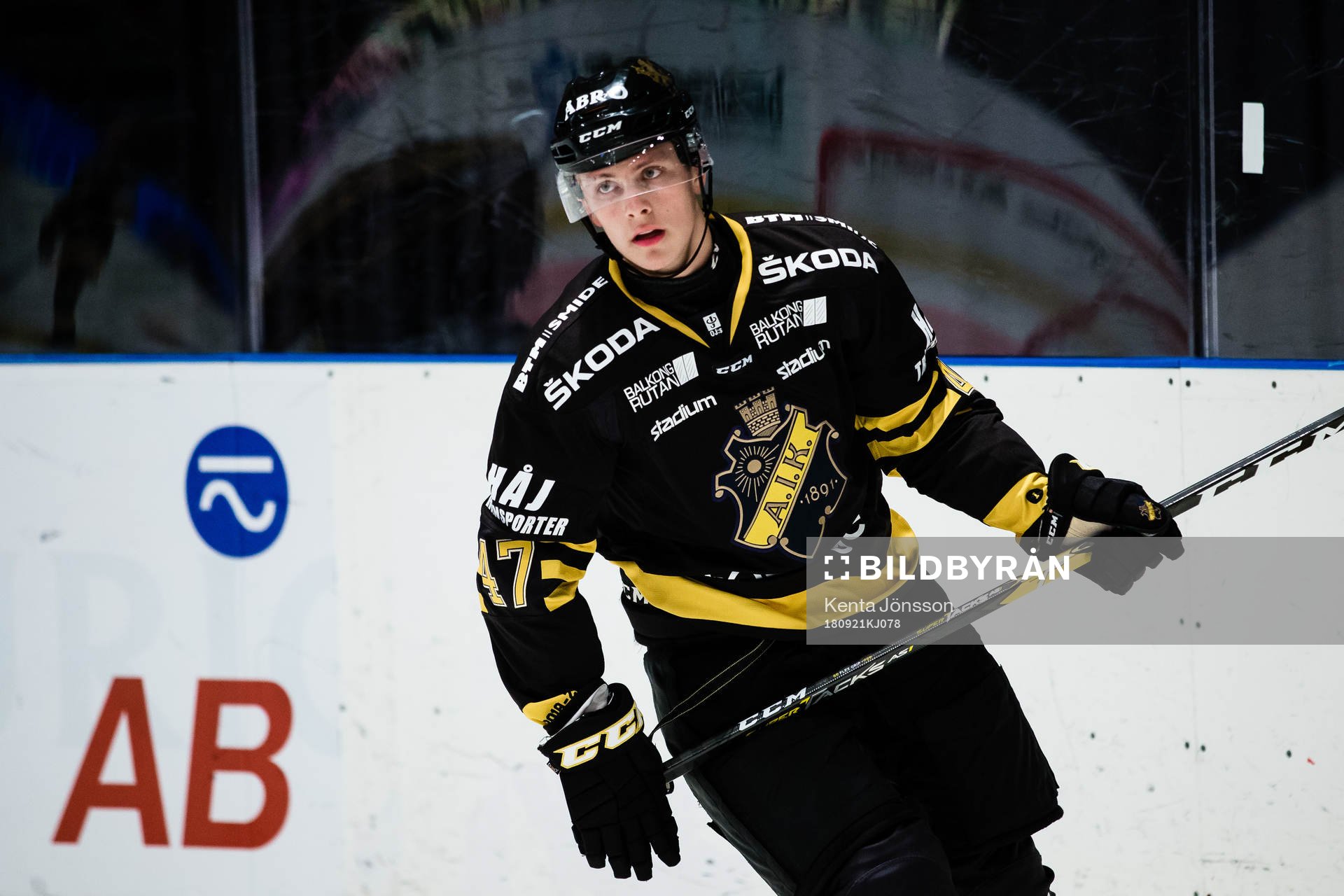s Markus Hermanstad innan ishockeymatchen i