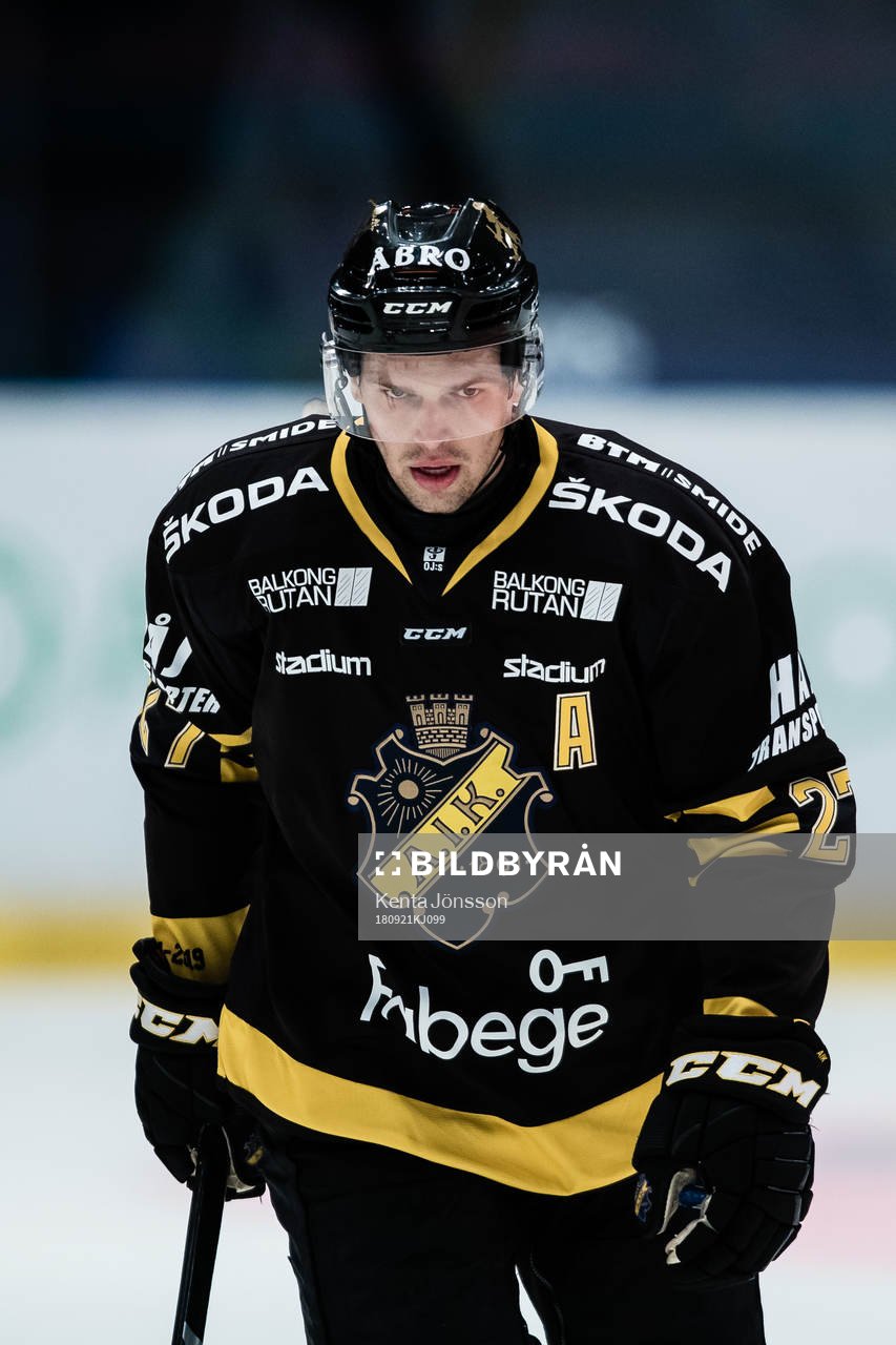 s Eric Castonguay
