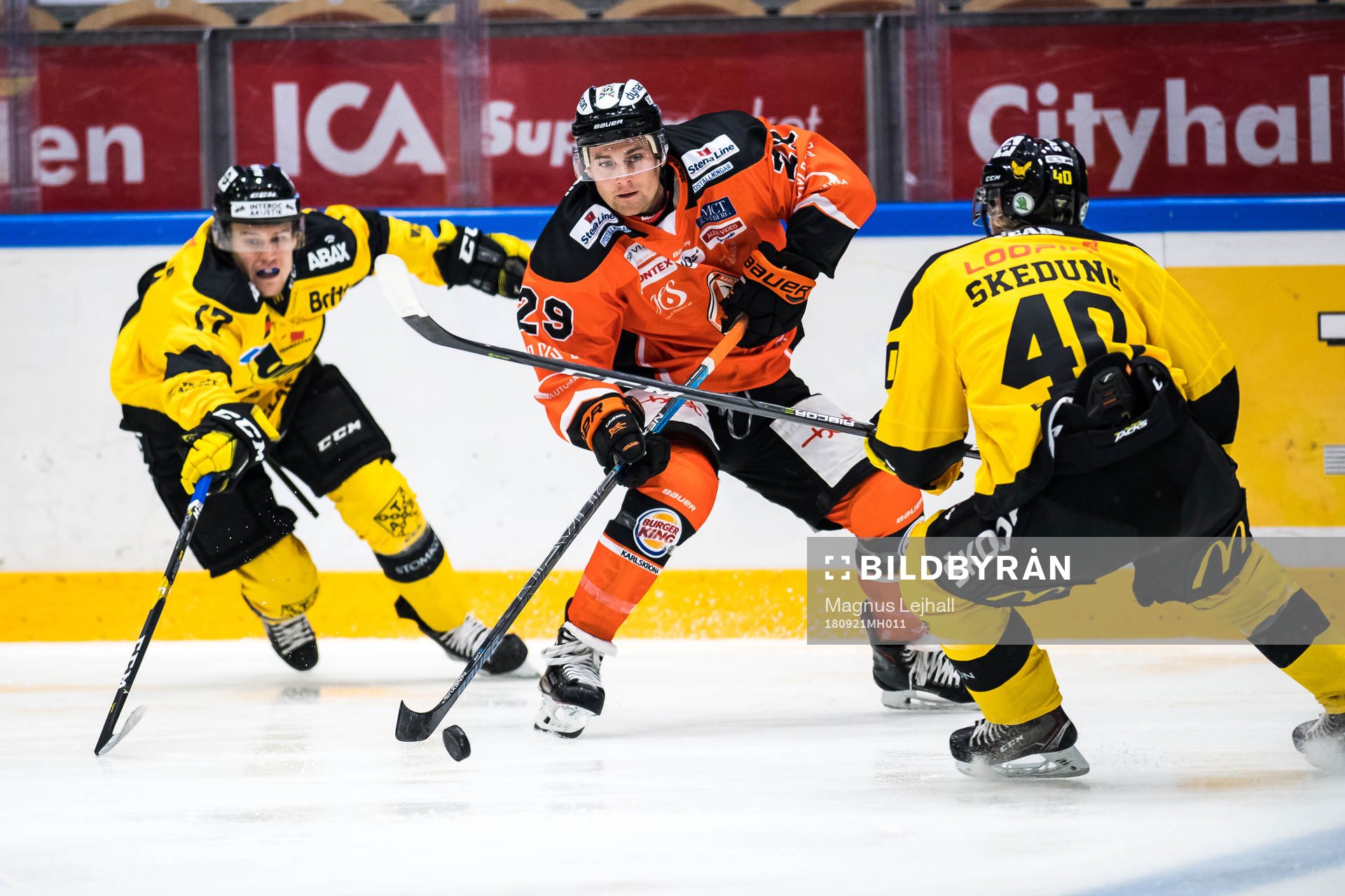 Västerås William Wikman, Karlskronas Justin Crandall och