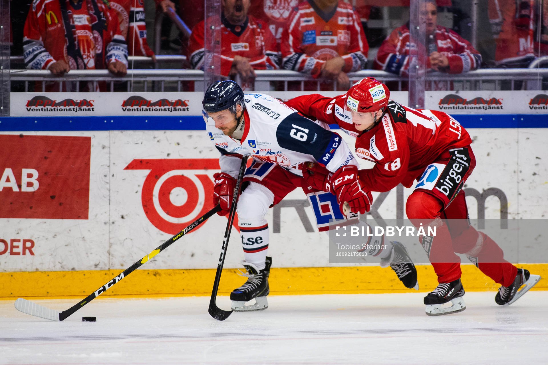 Västerviks Emil Wahlberg och Almtunas Jacob Svensson i