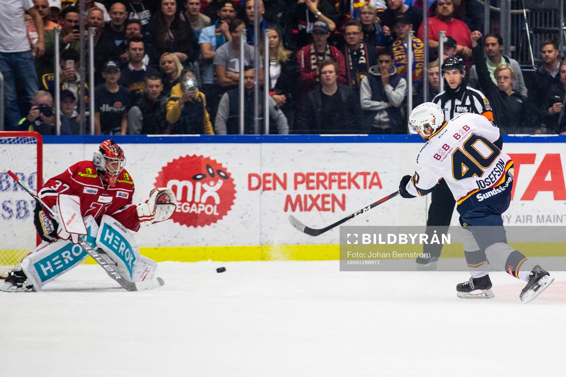 Djurgårdens Jacob Josefson missar straff