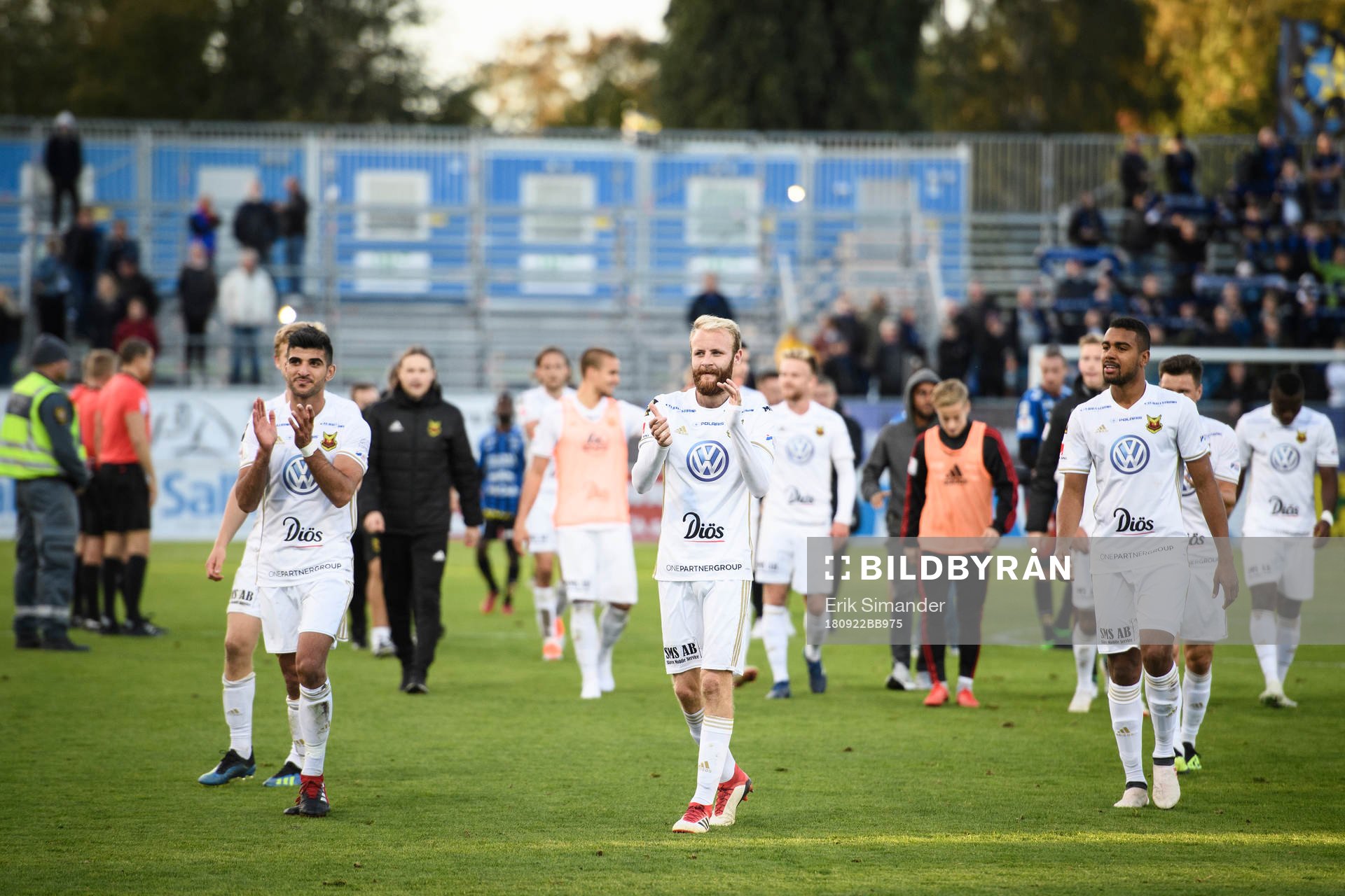 Östersunds spelare tackar publiken