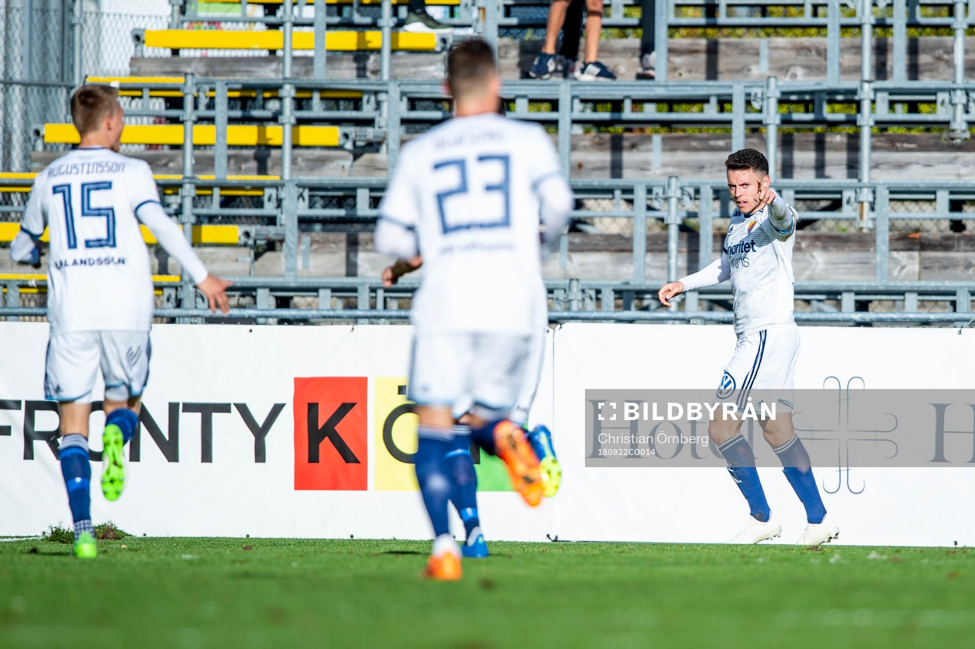 Djurgårdens Kerim Mrabti jublar efter 0-2 under fotbollsmatchen i Allsvenskan mellan Trelleborg och Djurgården den 22 september 2018 i Trelleborg.
