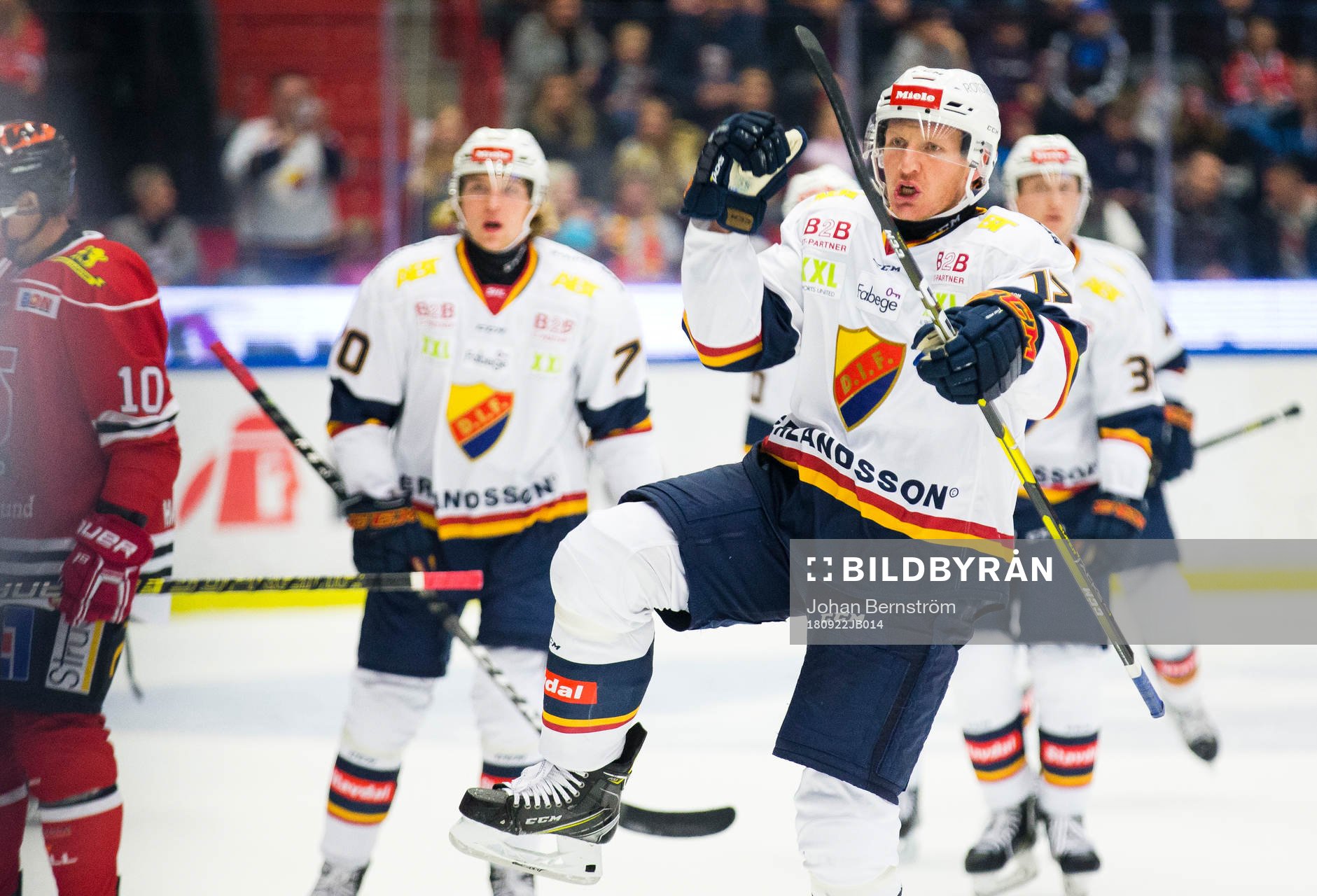 Djurgårdens Henrik Eriksson gör 1-2 och jublar