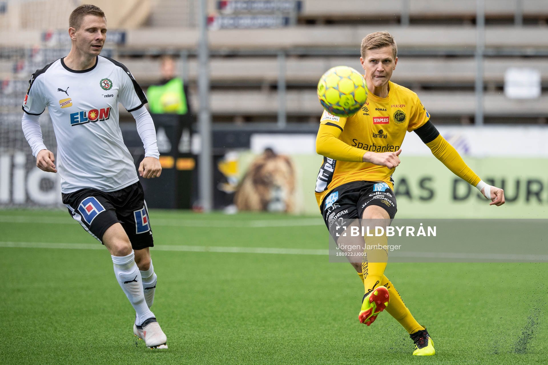 Elfsborgs Joakim Nilsson och Örebros Johan Bertilsson