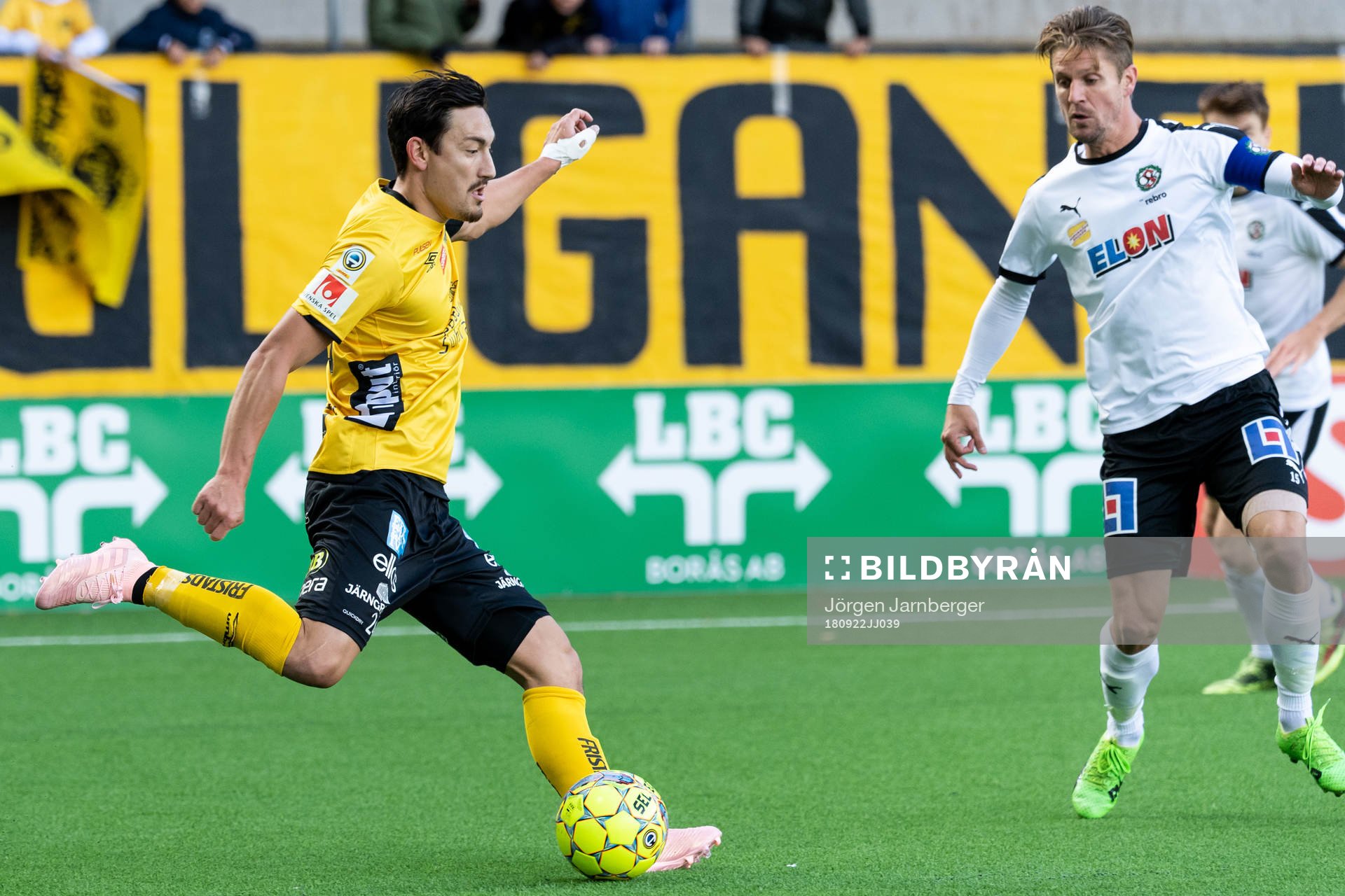 Elfsborgs Stefan Ishizaki och Örebros Martin Lorentzson
