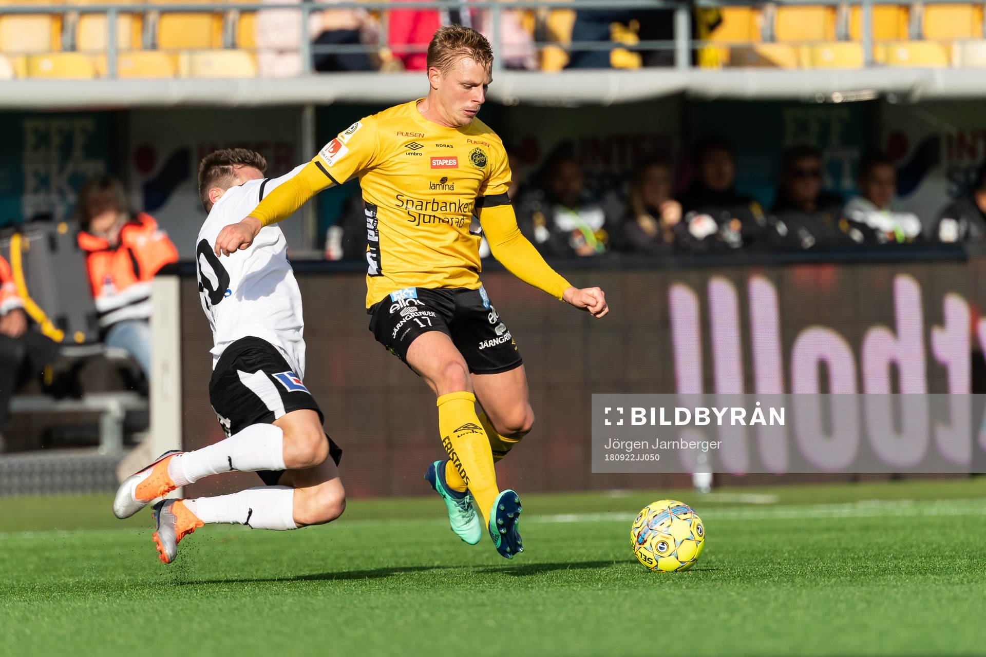 Elfsborgs Per Frick och Örebros Filip Rogic