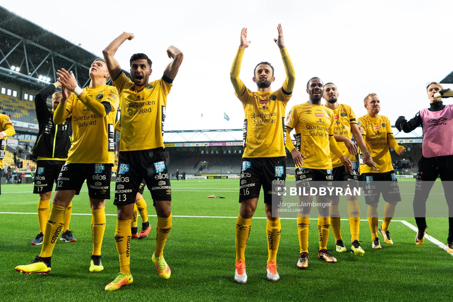 Elfsborgs spelare jublar efter fotbollsmatchen i Allsvenskan mellan Elfsborg och Örebro den 22 september 2018 i Borås.
