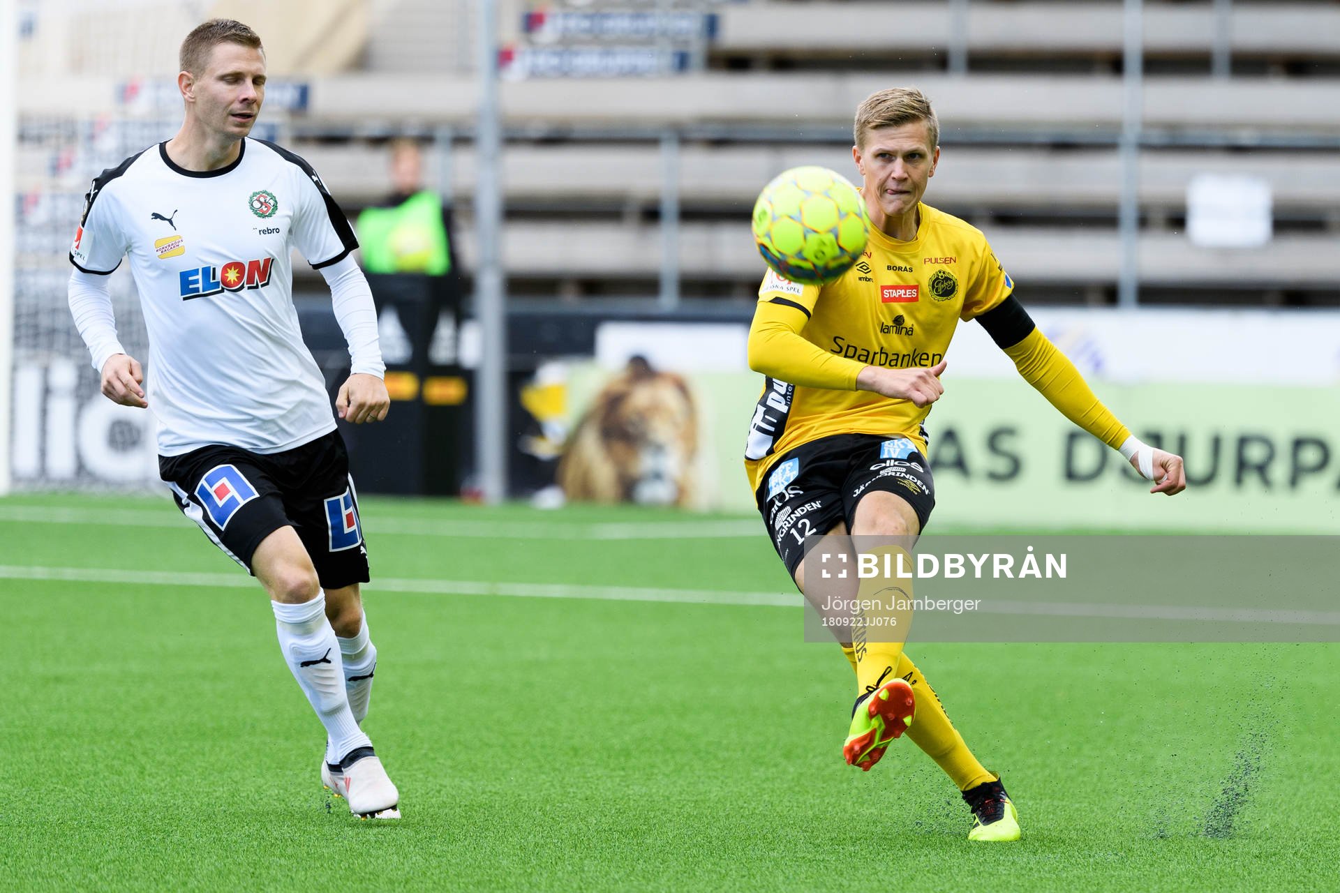 Elfsborgs Joakim Nilsson och Örebros Johan Bertilsson