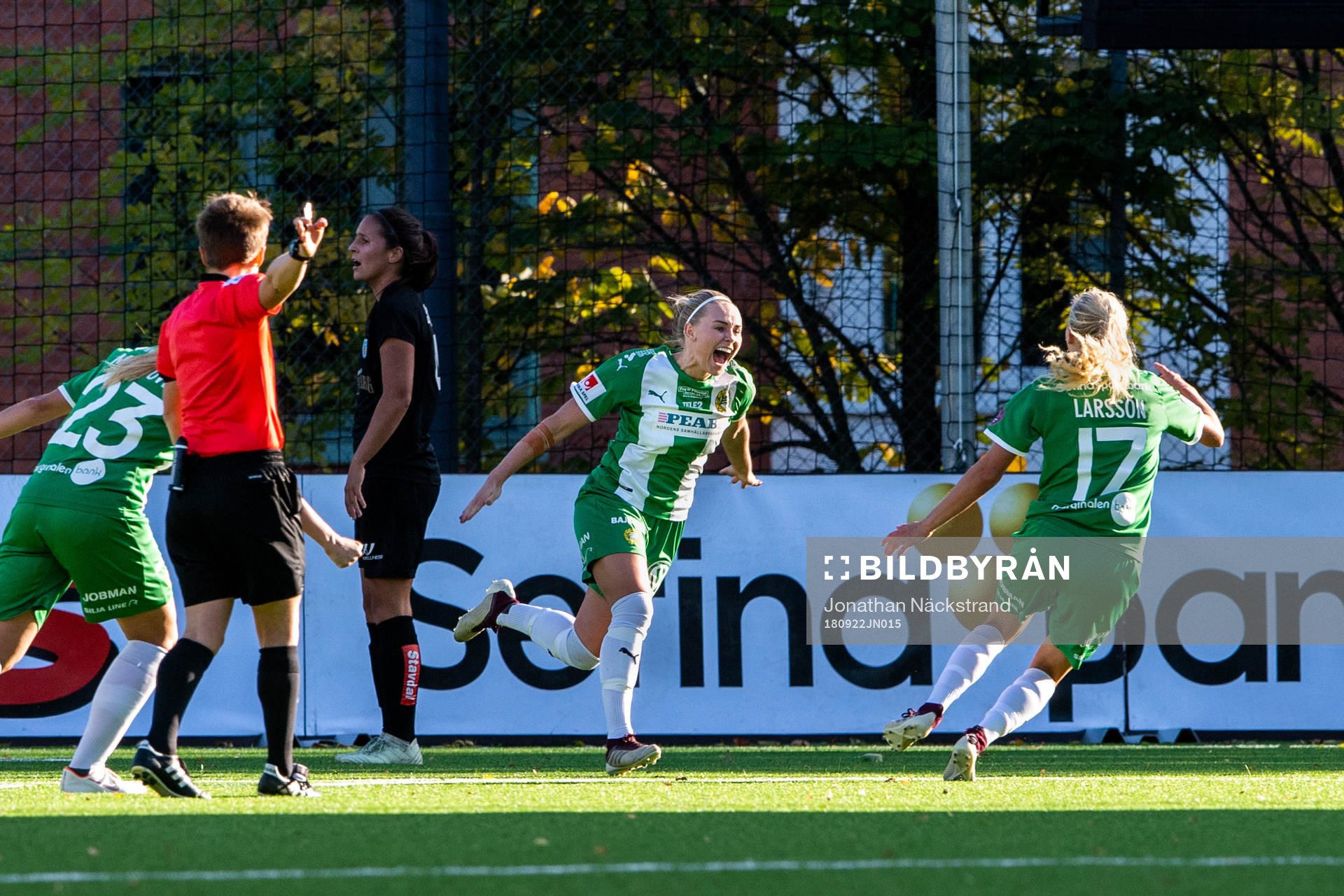 Hammarbys Emma Jansson jublar