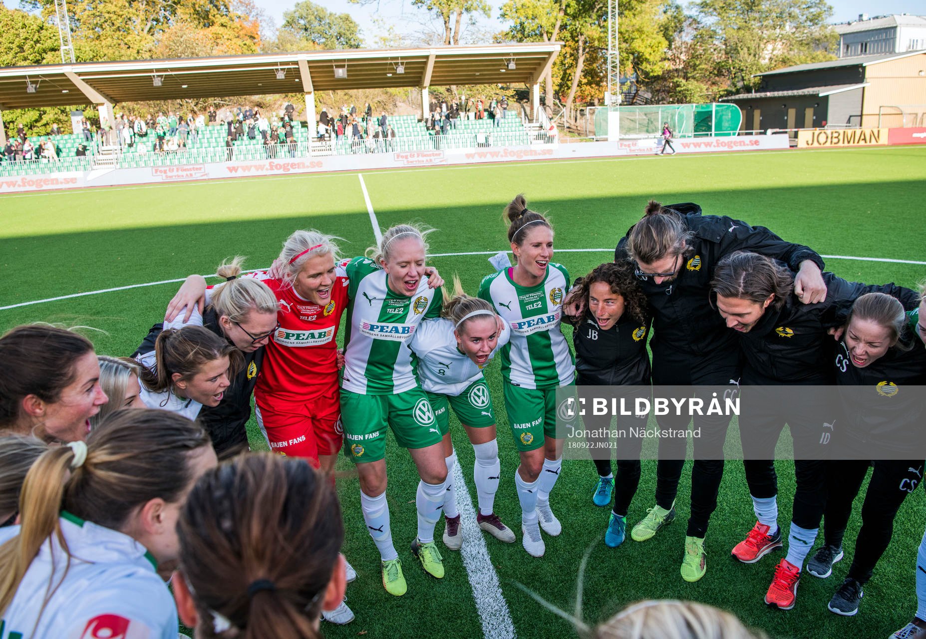 Hammarbys spelare jublar