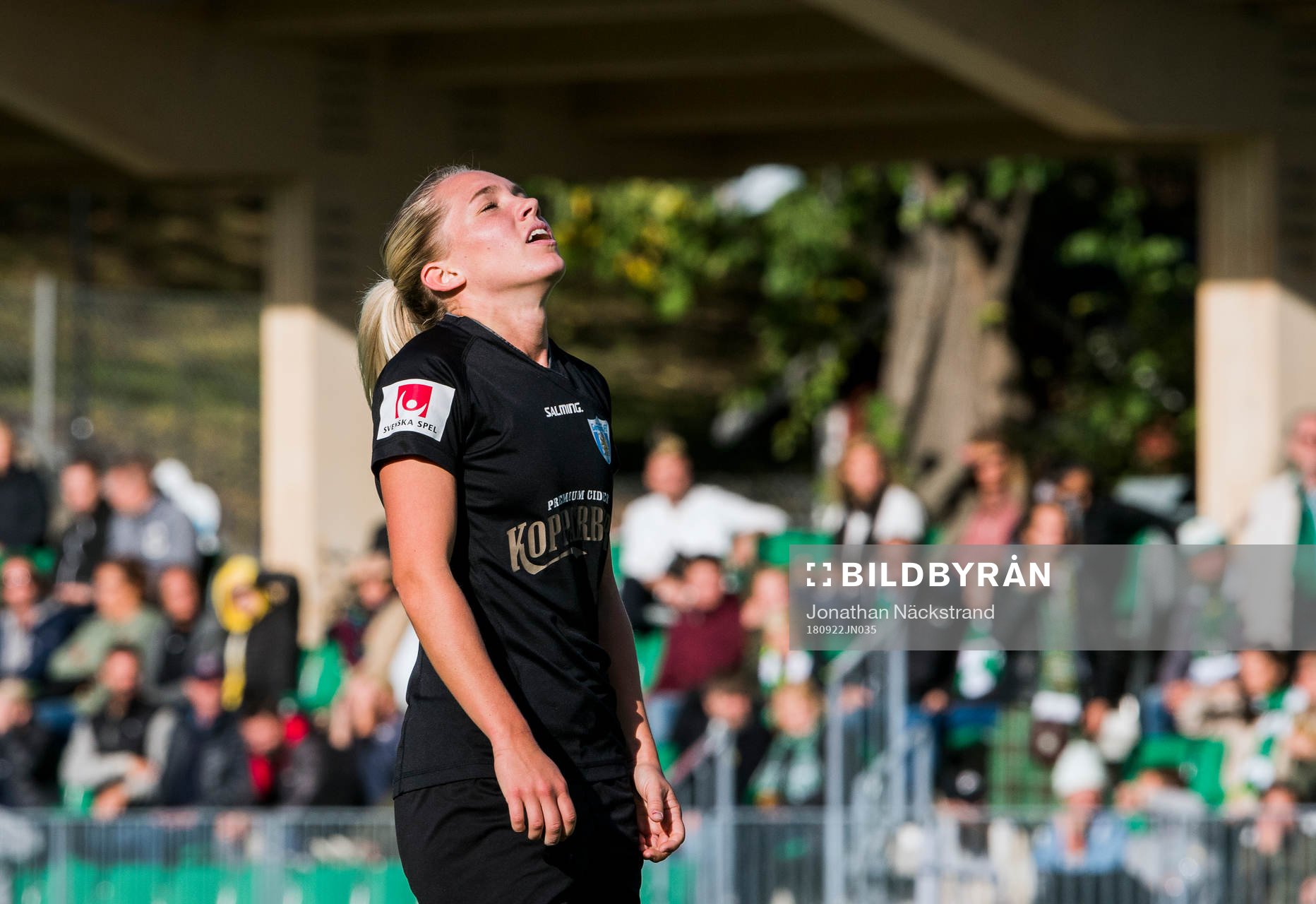 Göteborgs Elin Rubensson reagerar