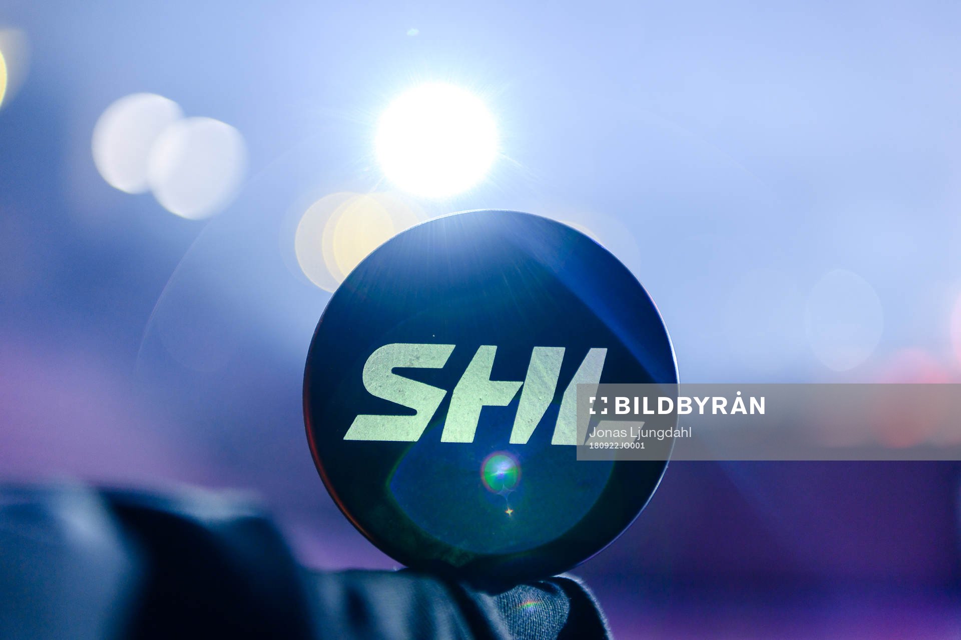 Matchpuck före ishockeymatchen i SHL mellan Växjö och