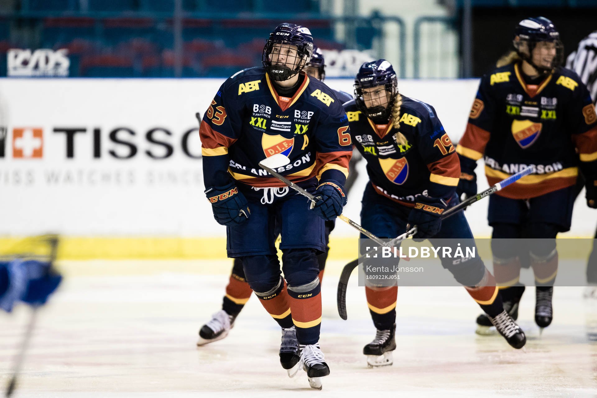 Djurgårdens Josefin Jakobsen jublar
