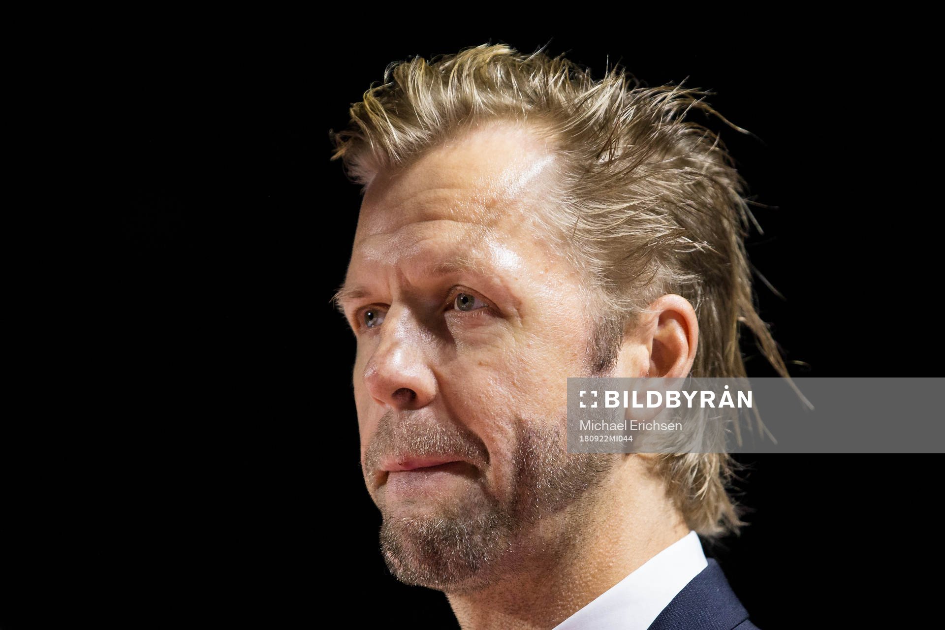 Tomi Kallio hyllas innan ishockeymatchen i SHL mellan