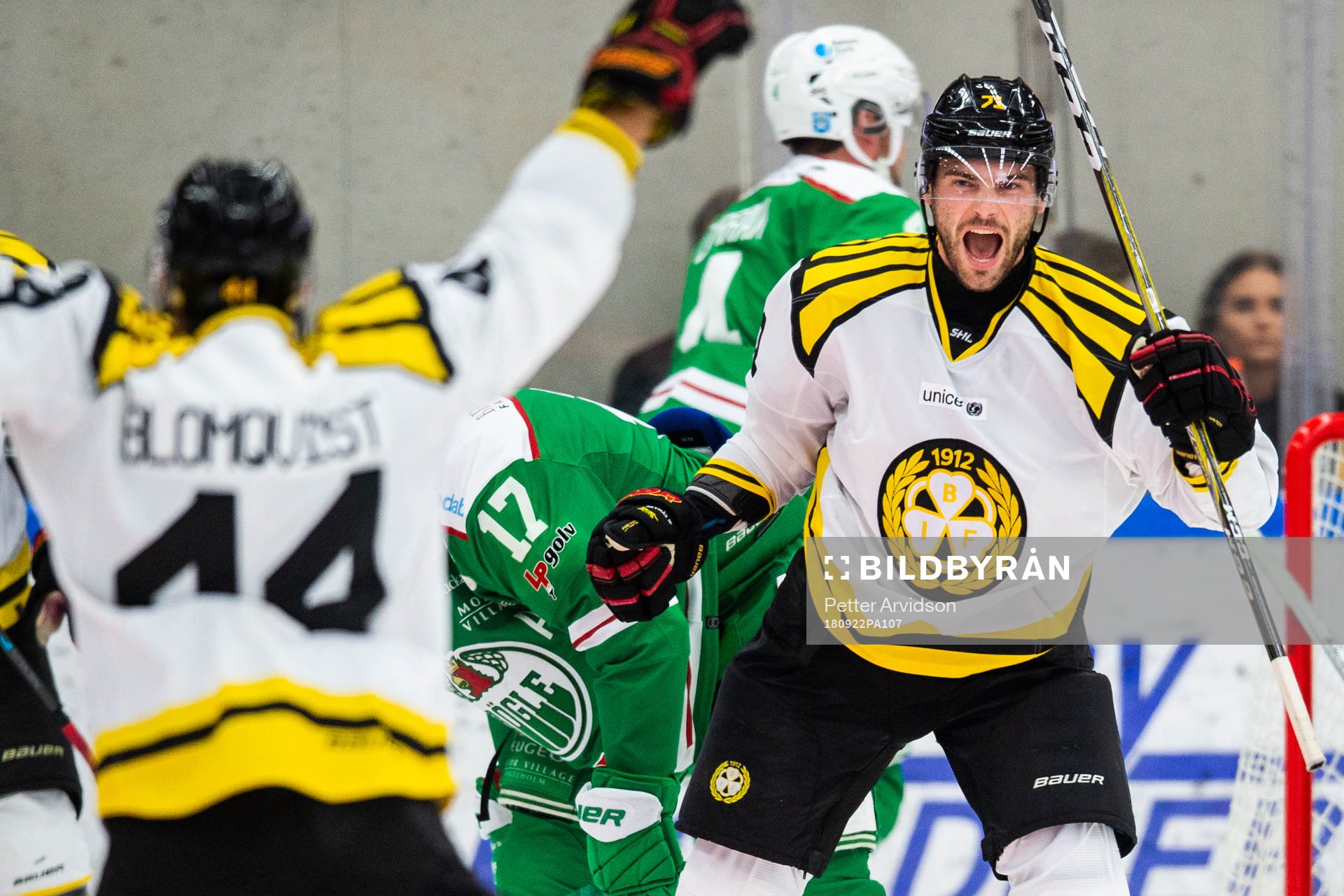 Brynäs Robert Kousal jublar