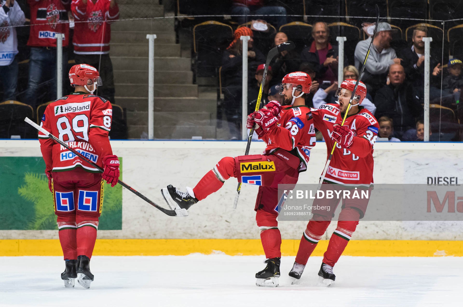 Modos Johan Eriksson gör första målet