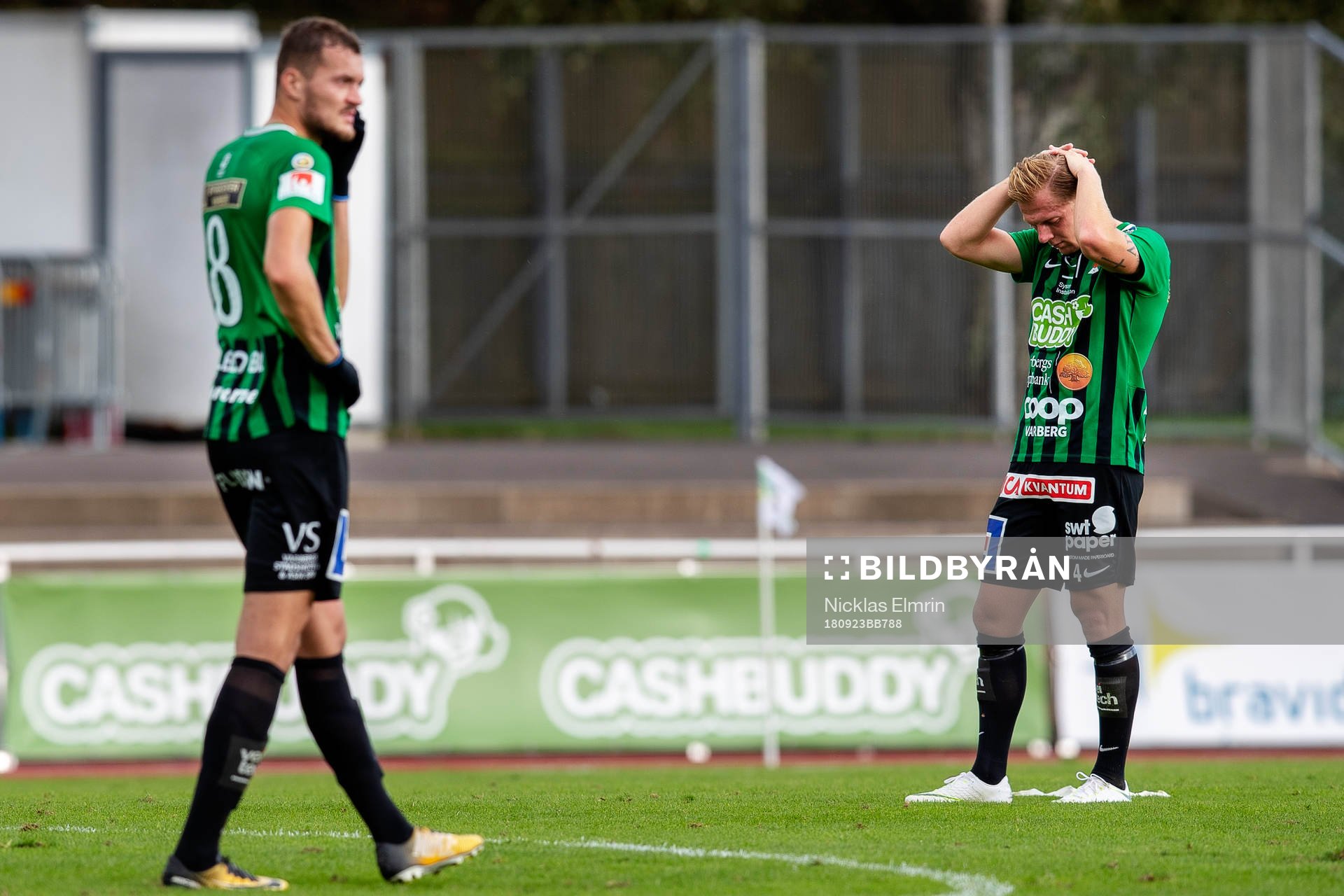Varbergs Jesper Modig och Albert Ejupi  deppar