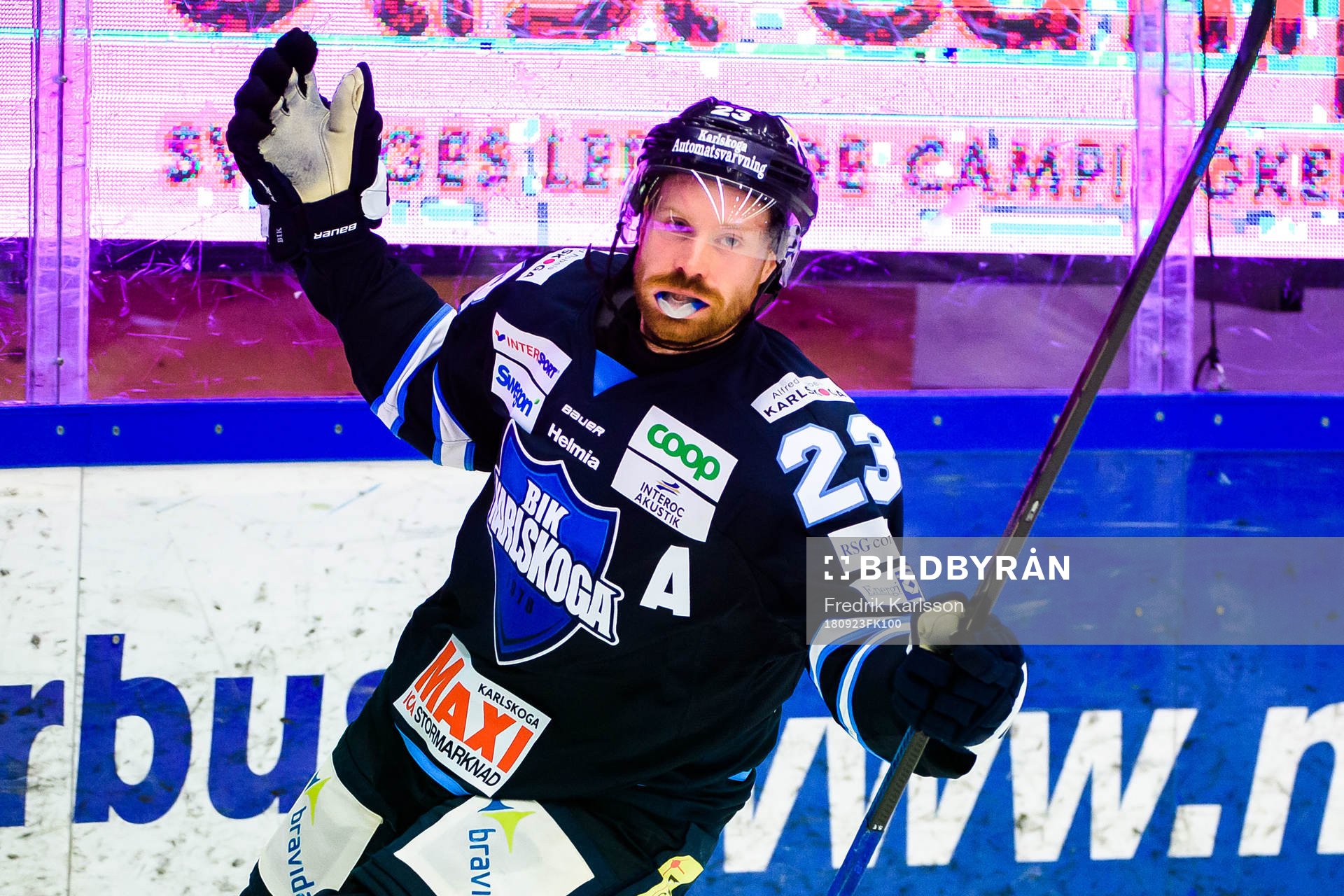 Karlskogas Fredrik Höggren jublar
