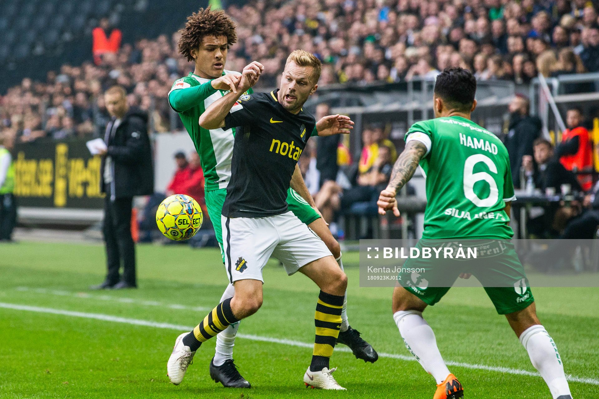 s Sebastian Larsson