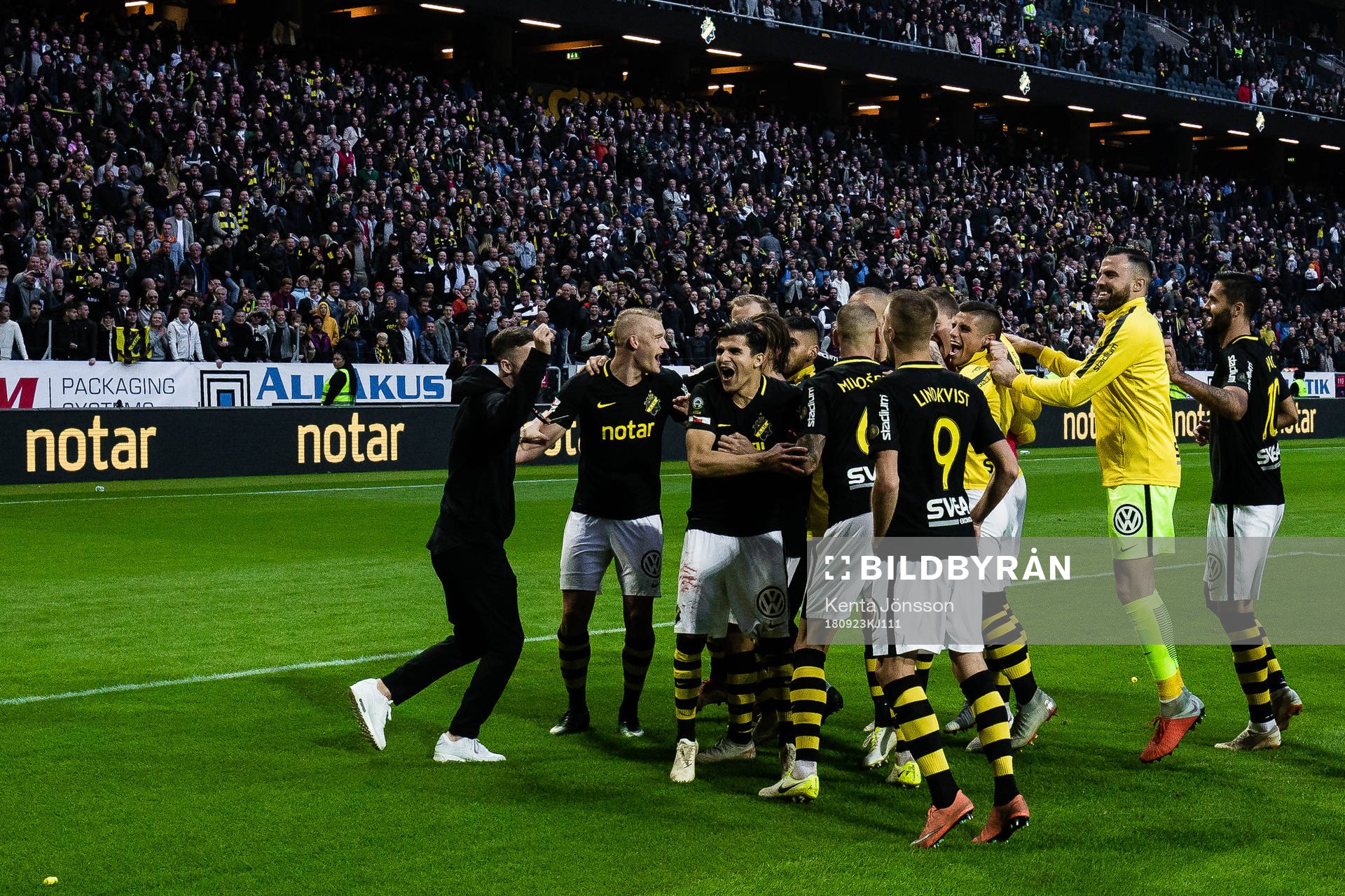 s Tarik Elyounoussi , Robin Jansson , Rasmus Lindkvist