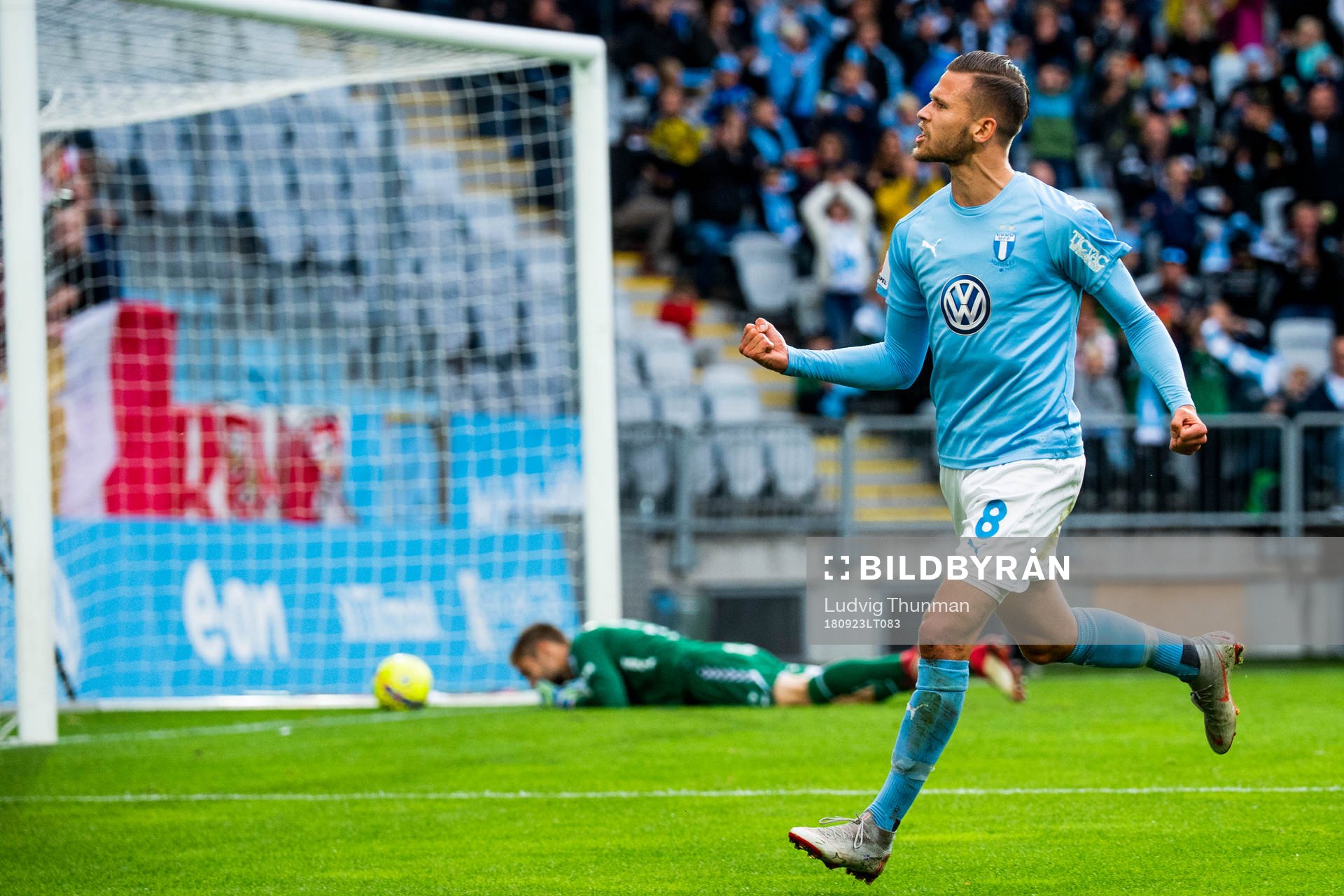 Malmö FFs Arnór Ingvi Traustason jublar