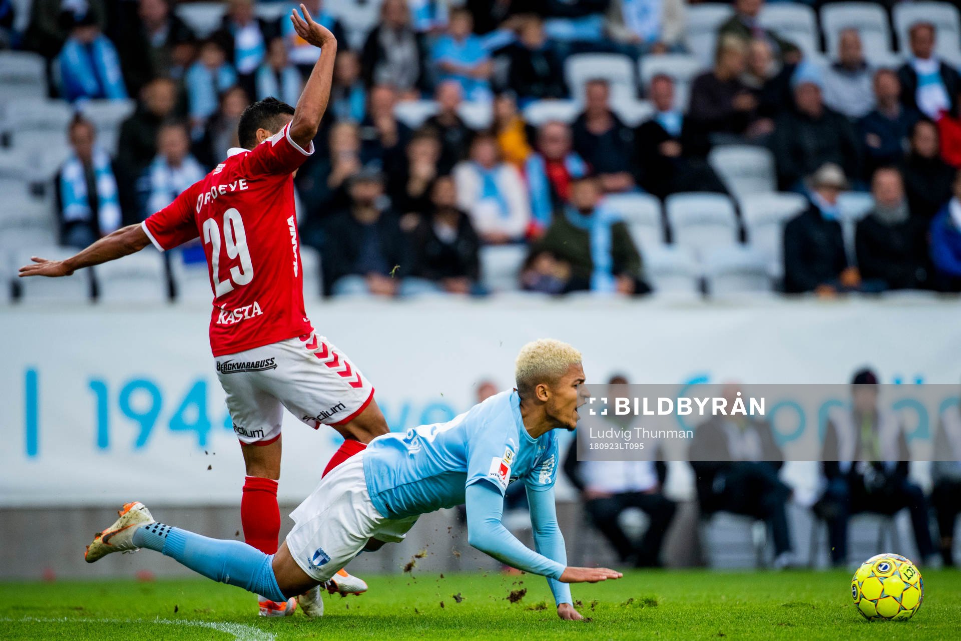 Malmö FFs Romain Gall och Kalmars Romário Pereira Sipião