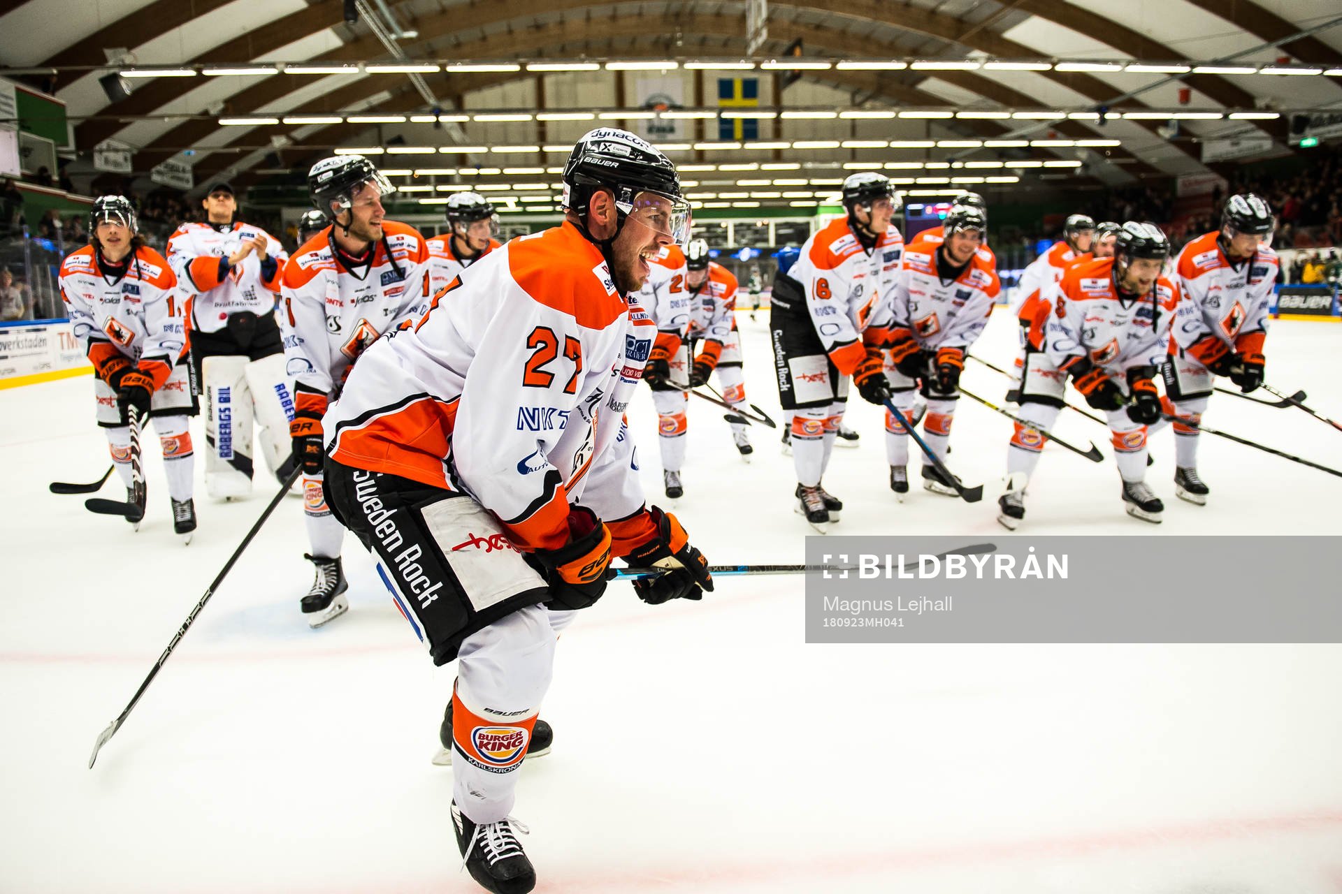 Karlskronas Matt Carey jublar med laget