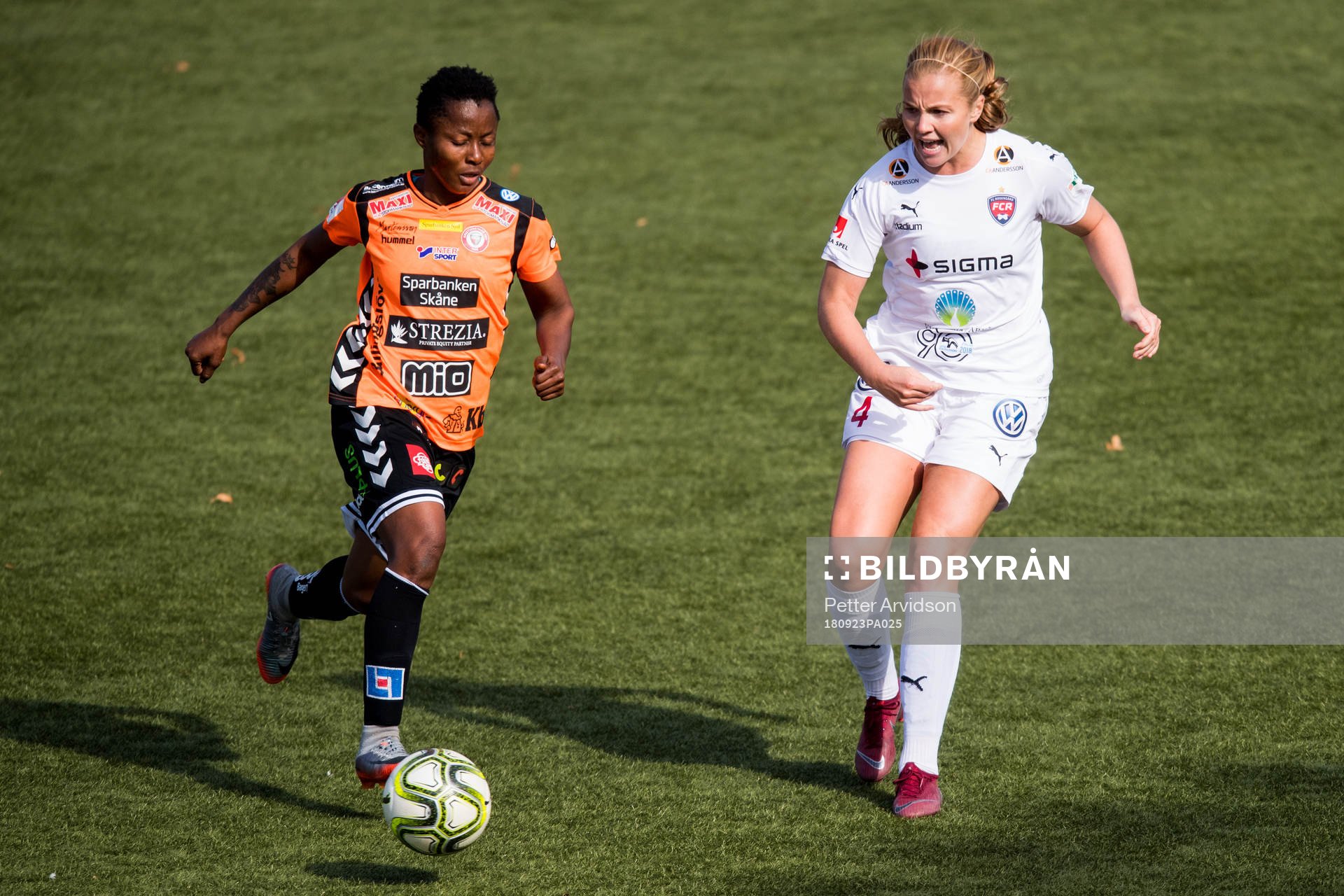 Kristianstads Ogonna Chukwudi och Rosengårds Glodis Perla