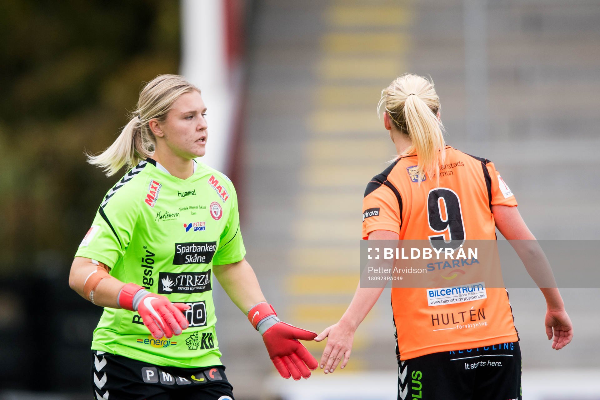 Kristianstads målvakt Moa Olsson byts in