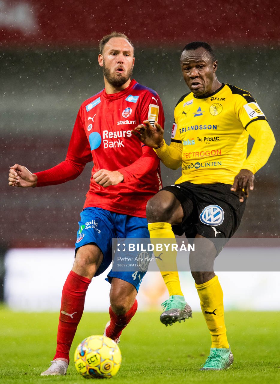 Helsingborgs Andreas Granqvist och Frejs Nsima Peter