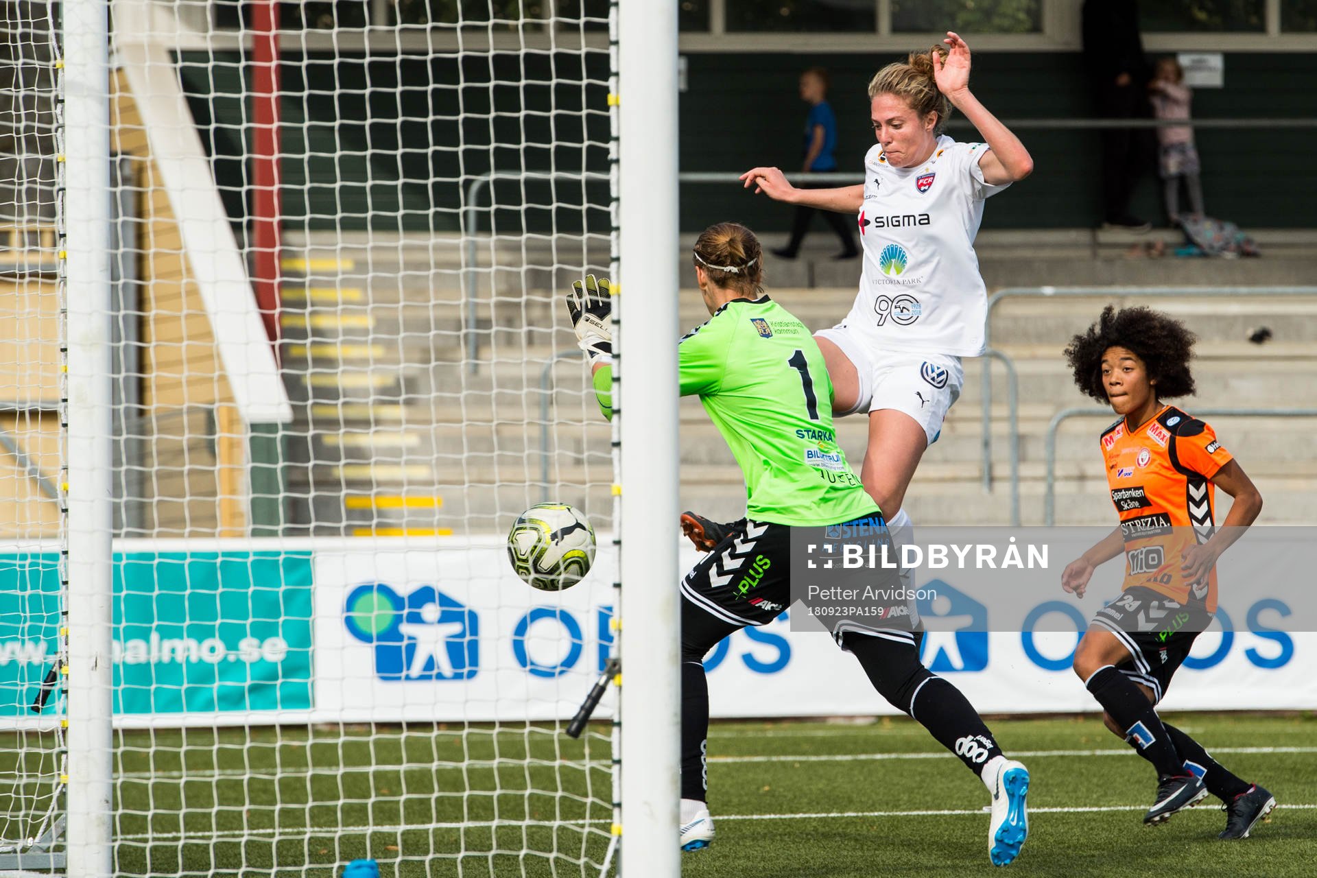 Rosengårds Celia Jimenez Delgado gör 2-0 förbi