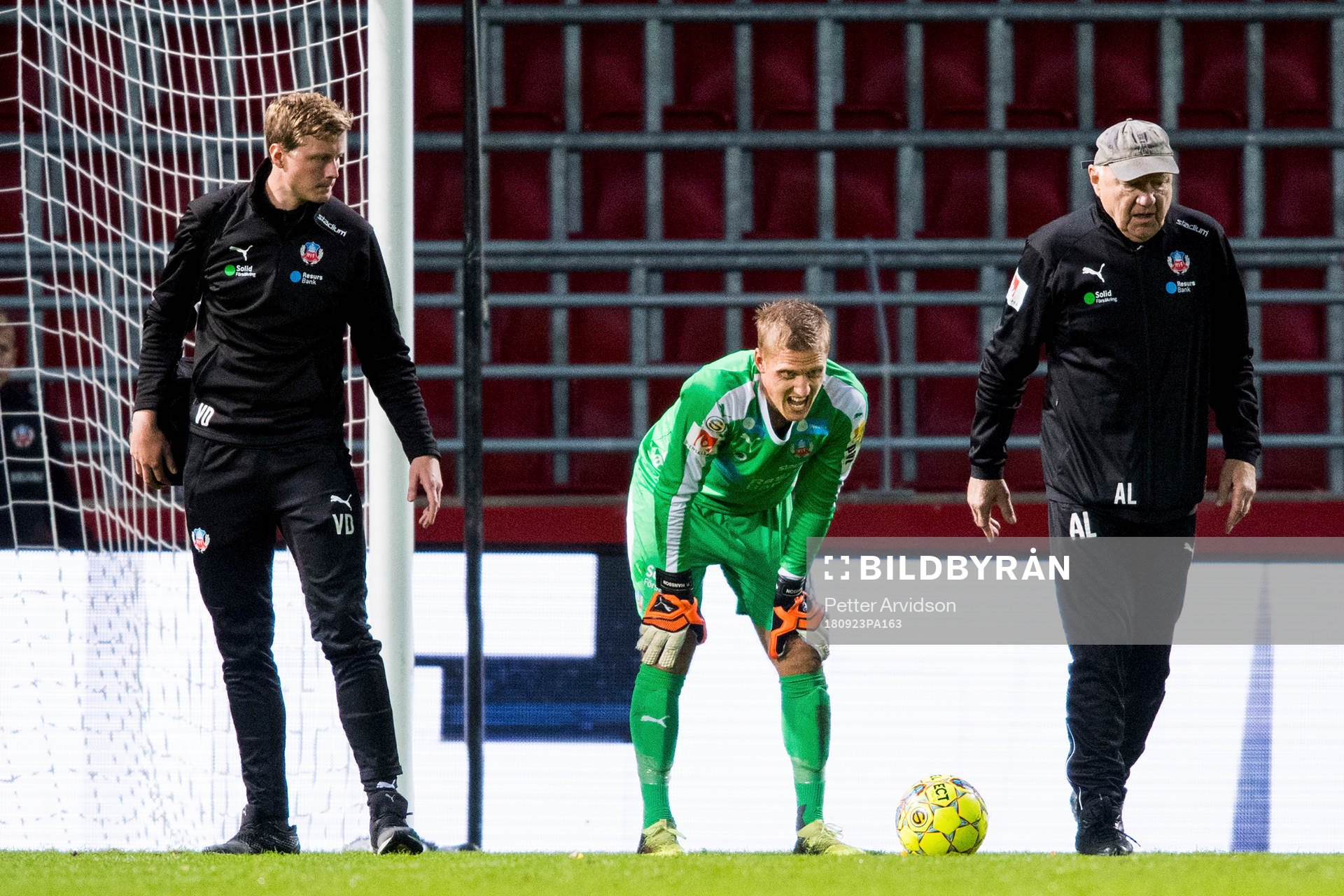 Helsingborgs målvakt Pär Hansson med skada