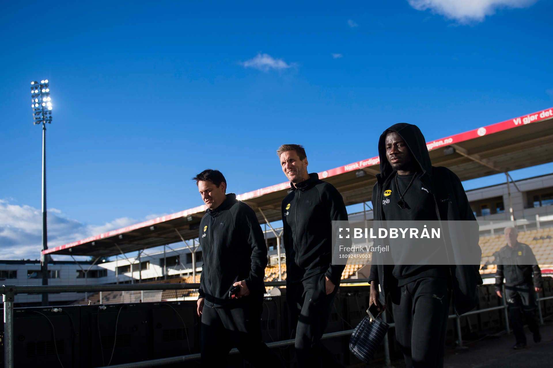 Frode Kippe of Lillestrøm and Ifeanyi Mathew of Lillestrøm