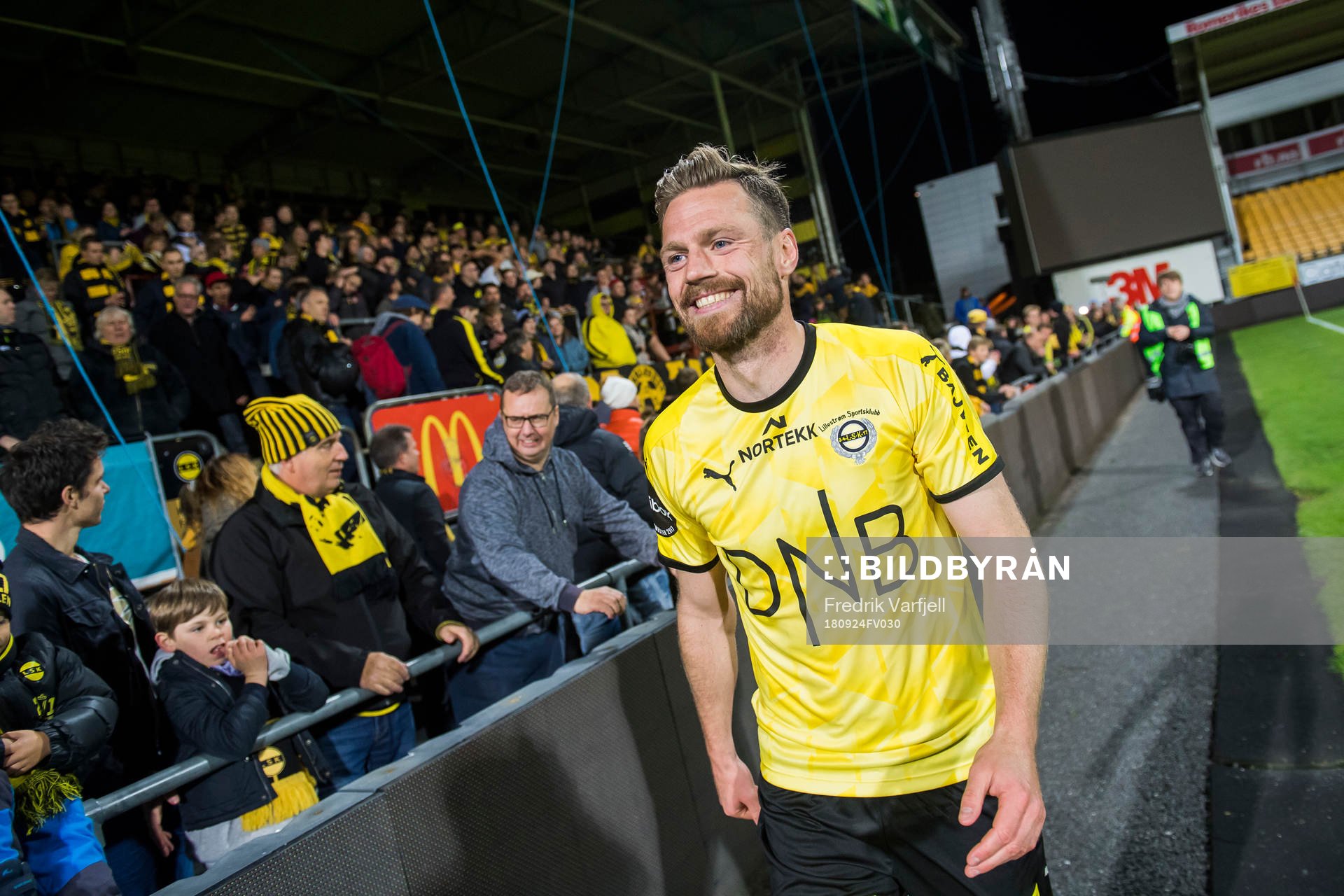 Arnor Smarason of Lillestrøm celebrates