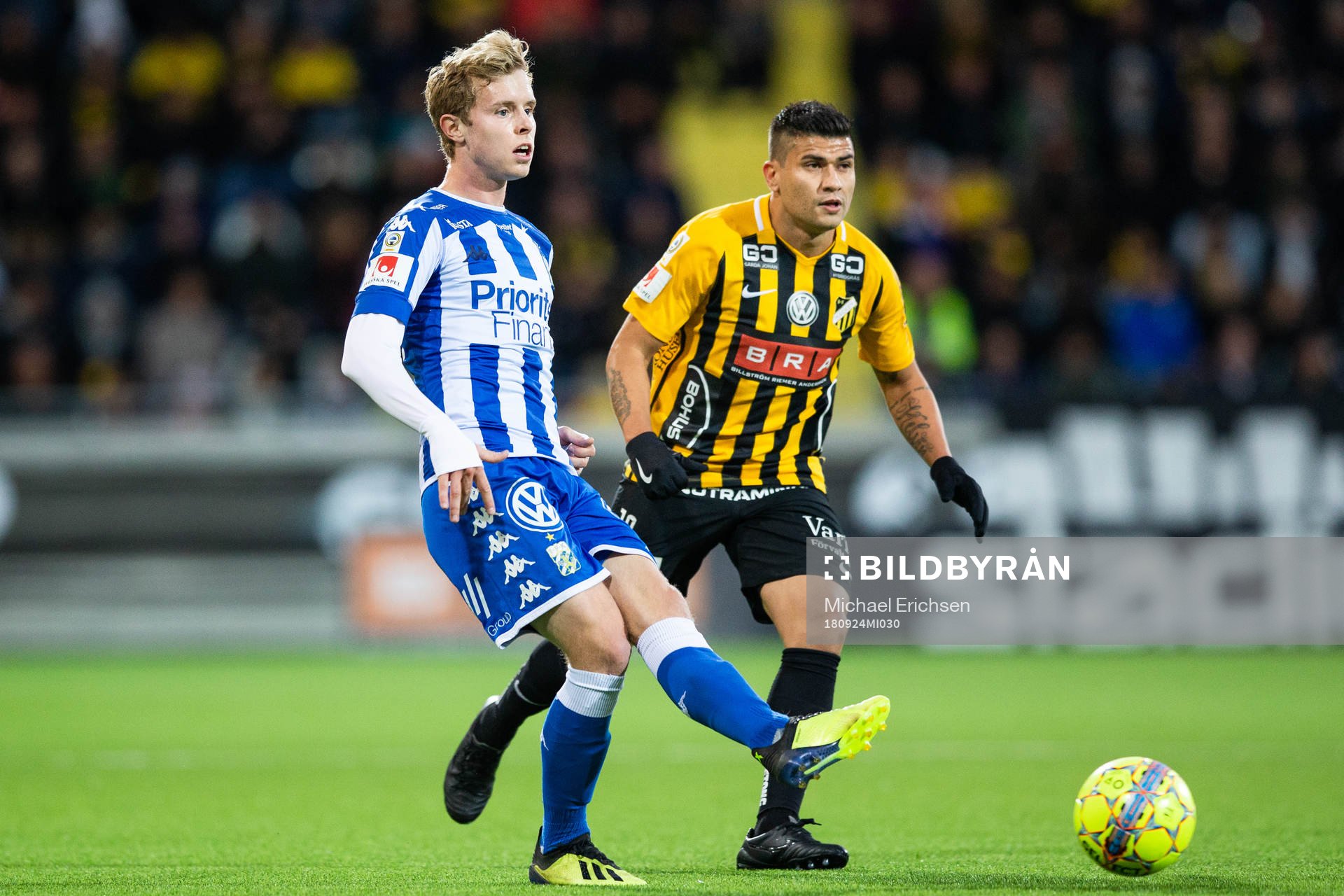 IFK Göteborgs Victor Wernersson och Häckens Paulinho