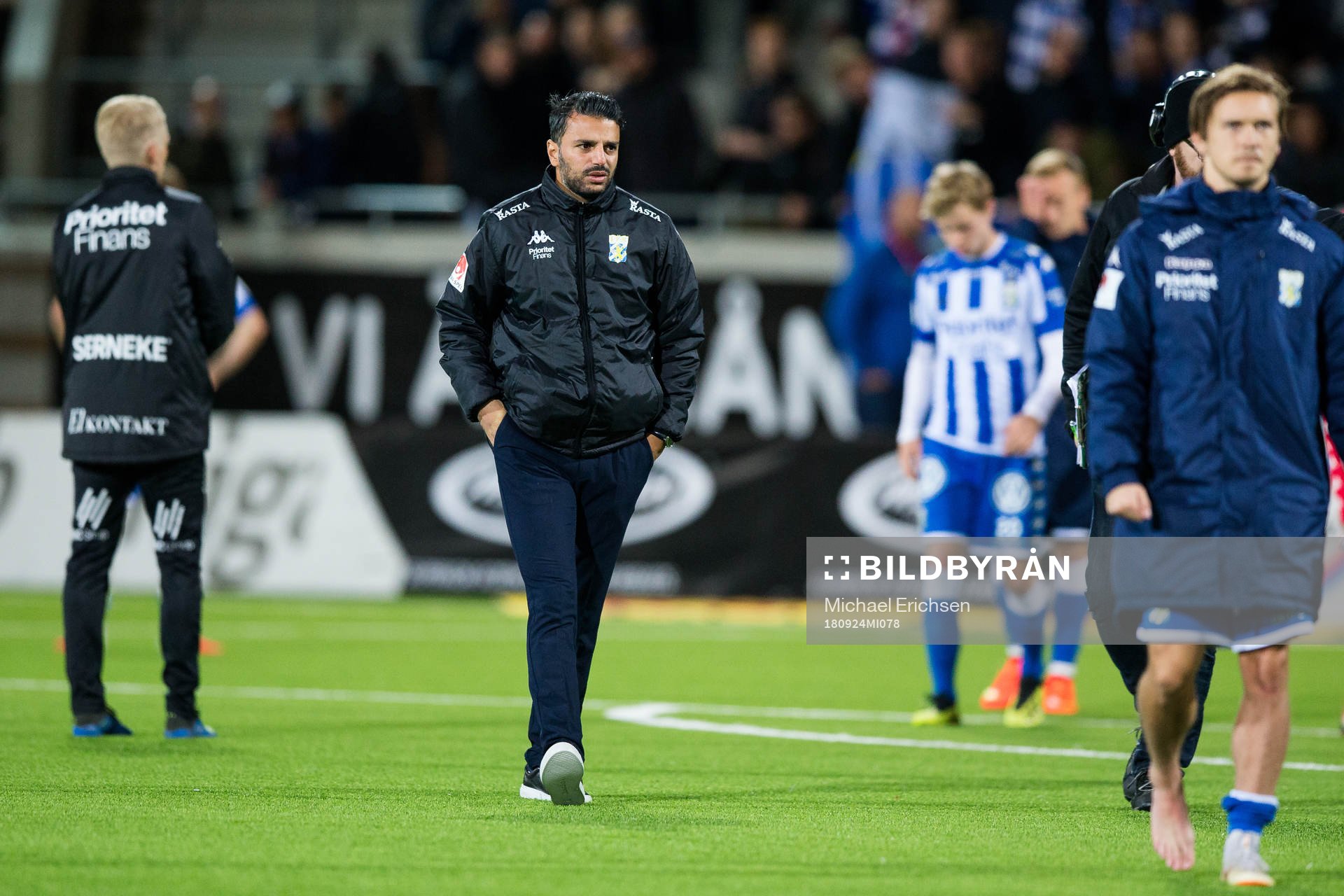 IFK Göteborgs tränare Poya Asbaghi deppar