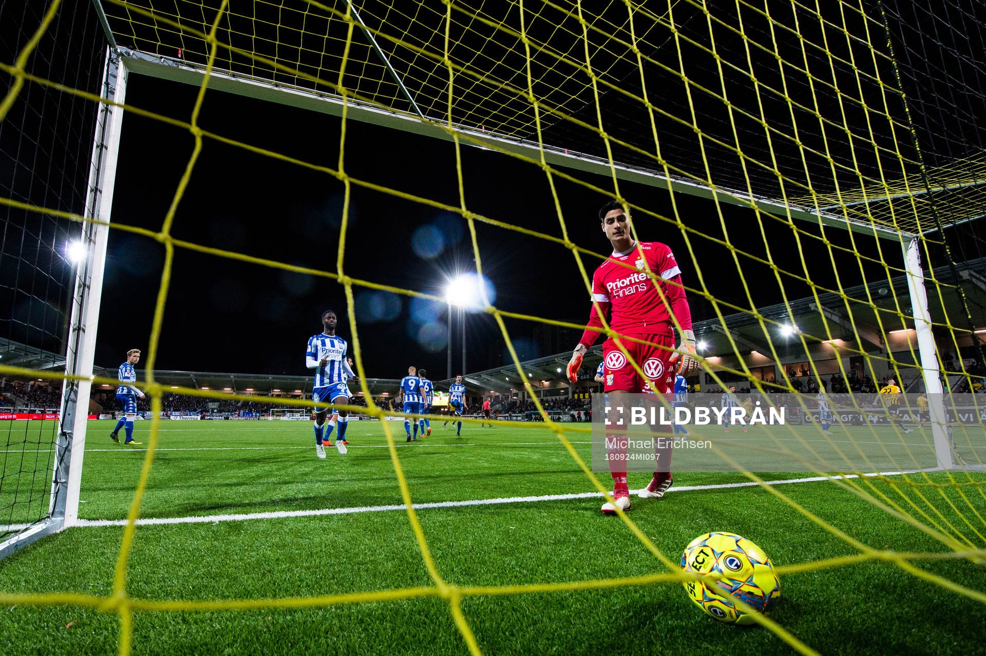 IFK Göteborgs målvakt Tom Amos deppar