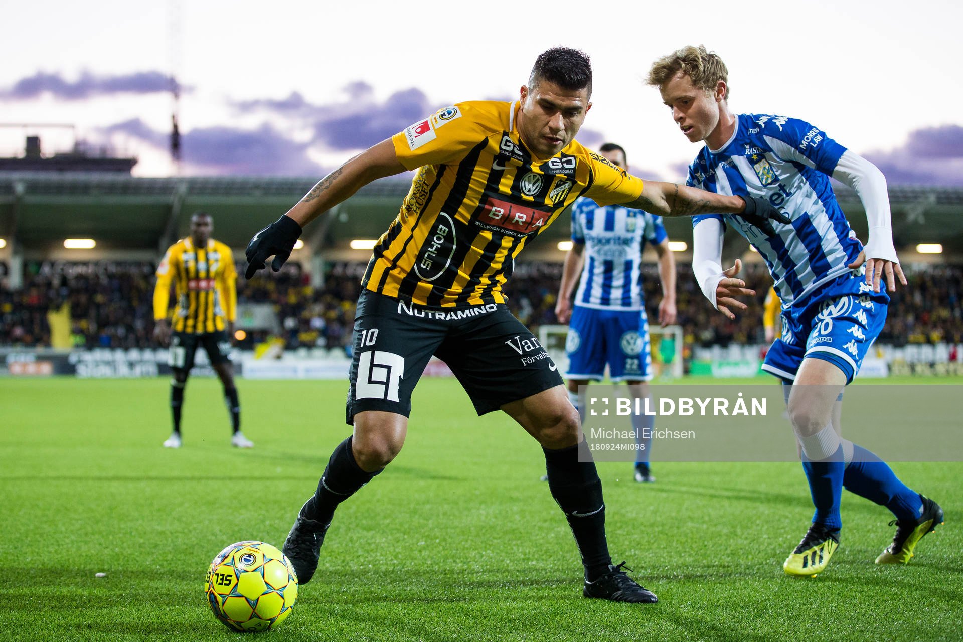 Häckens Paulinho och IFK Göteborgs Victor Wernersson