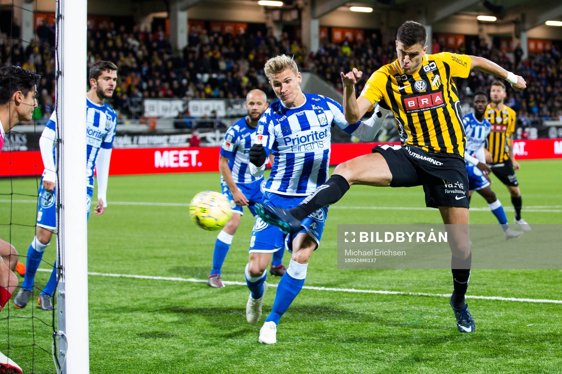 Häckens Alexander Jeremejeff styr in 3-0