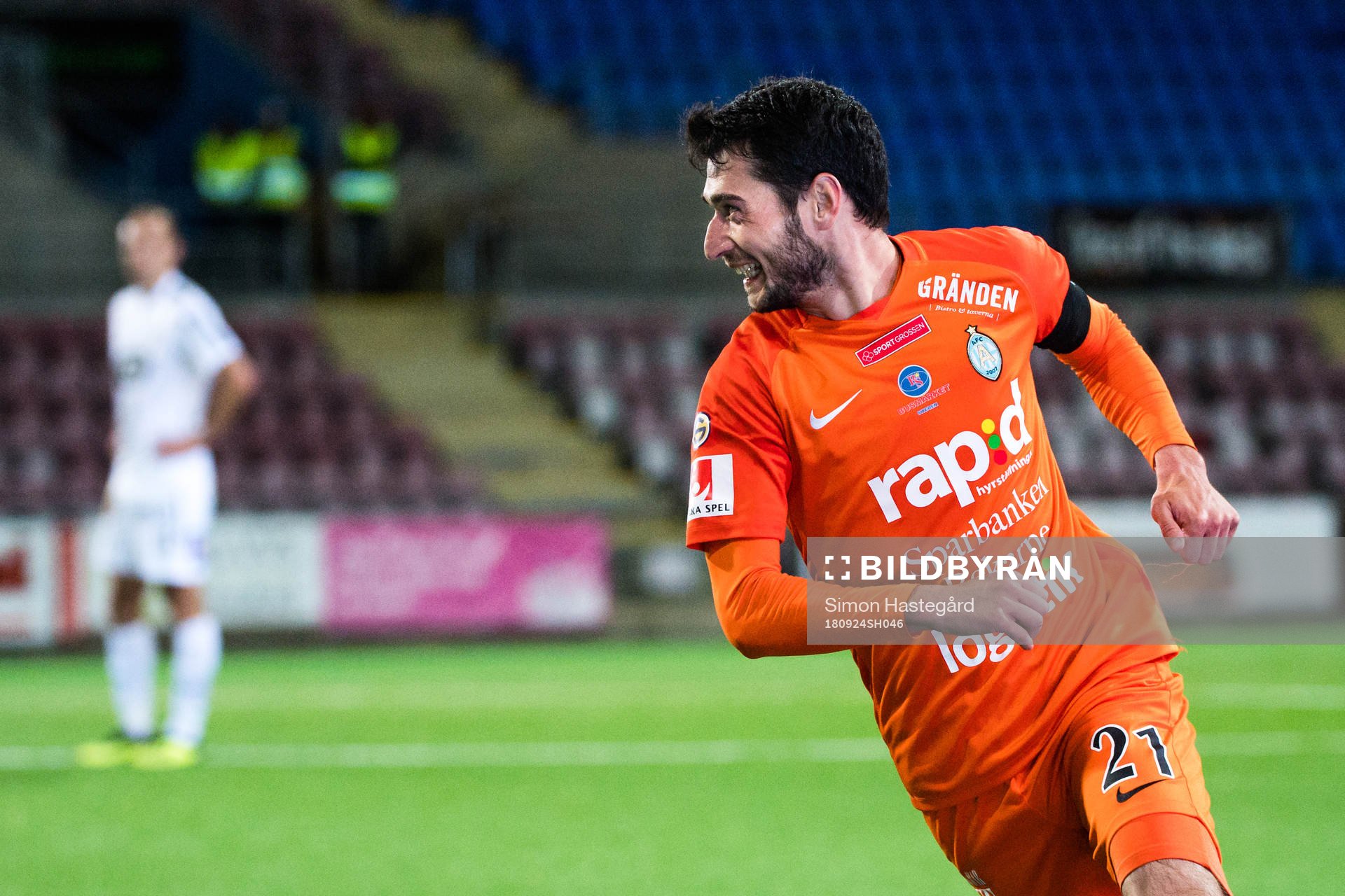 AFC Eskilstunas Anel Rashkaj jublar