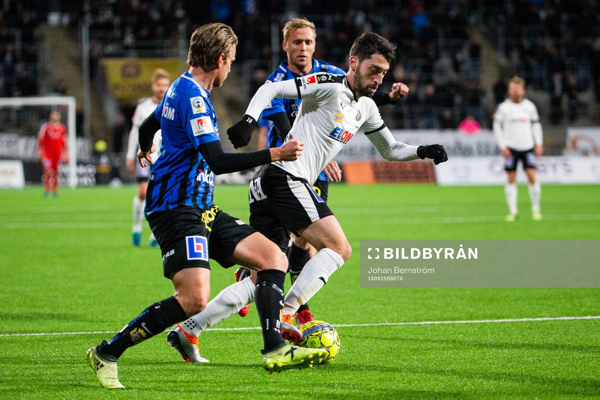 Örebros Nahir Besara och Sirius Tim Björkström