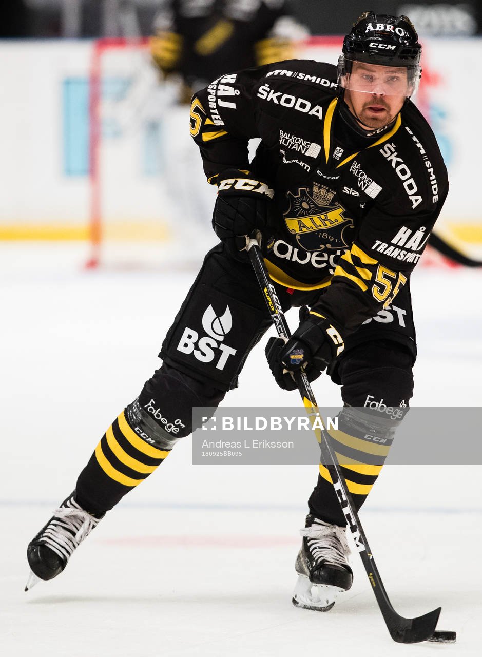 s David Berg med pucken